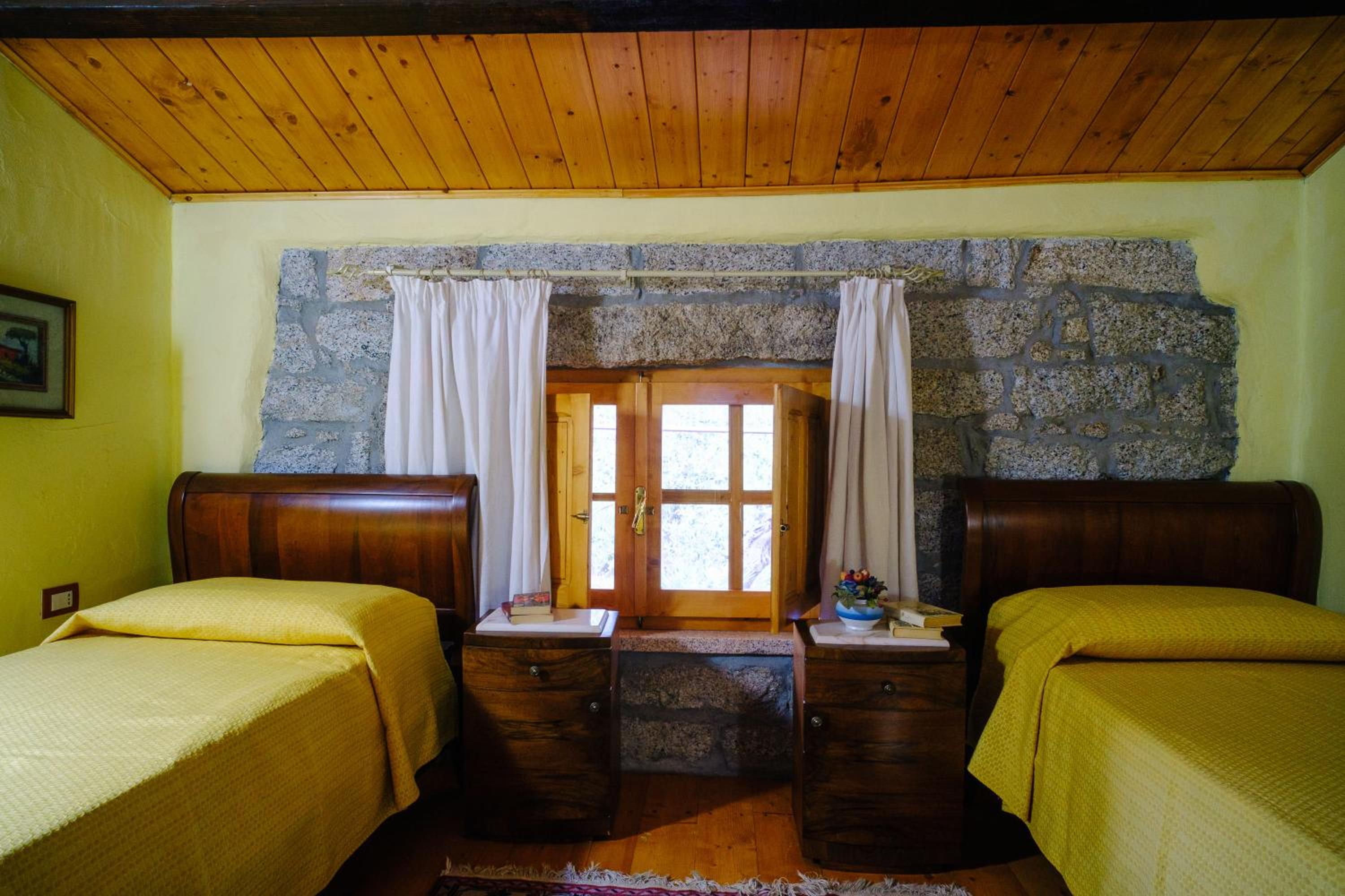 Quadruple Room with Garden View - Photo 1