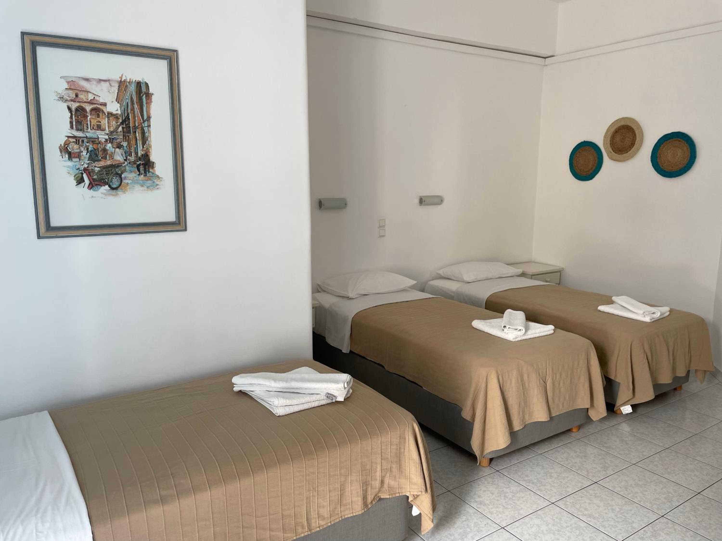 Triple Room