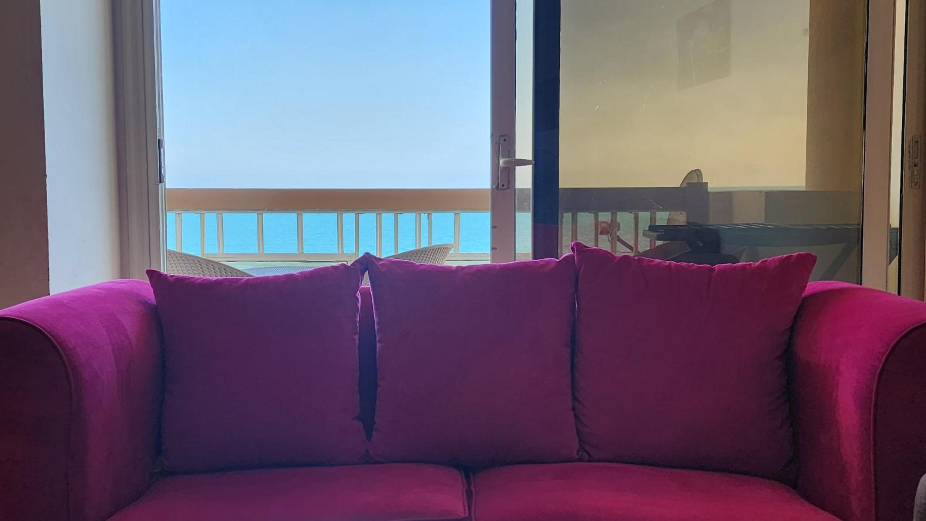 Apartment with Sea View - Photo 18