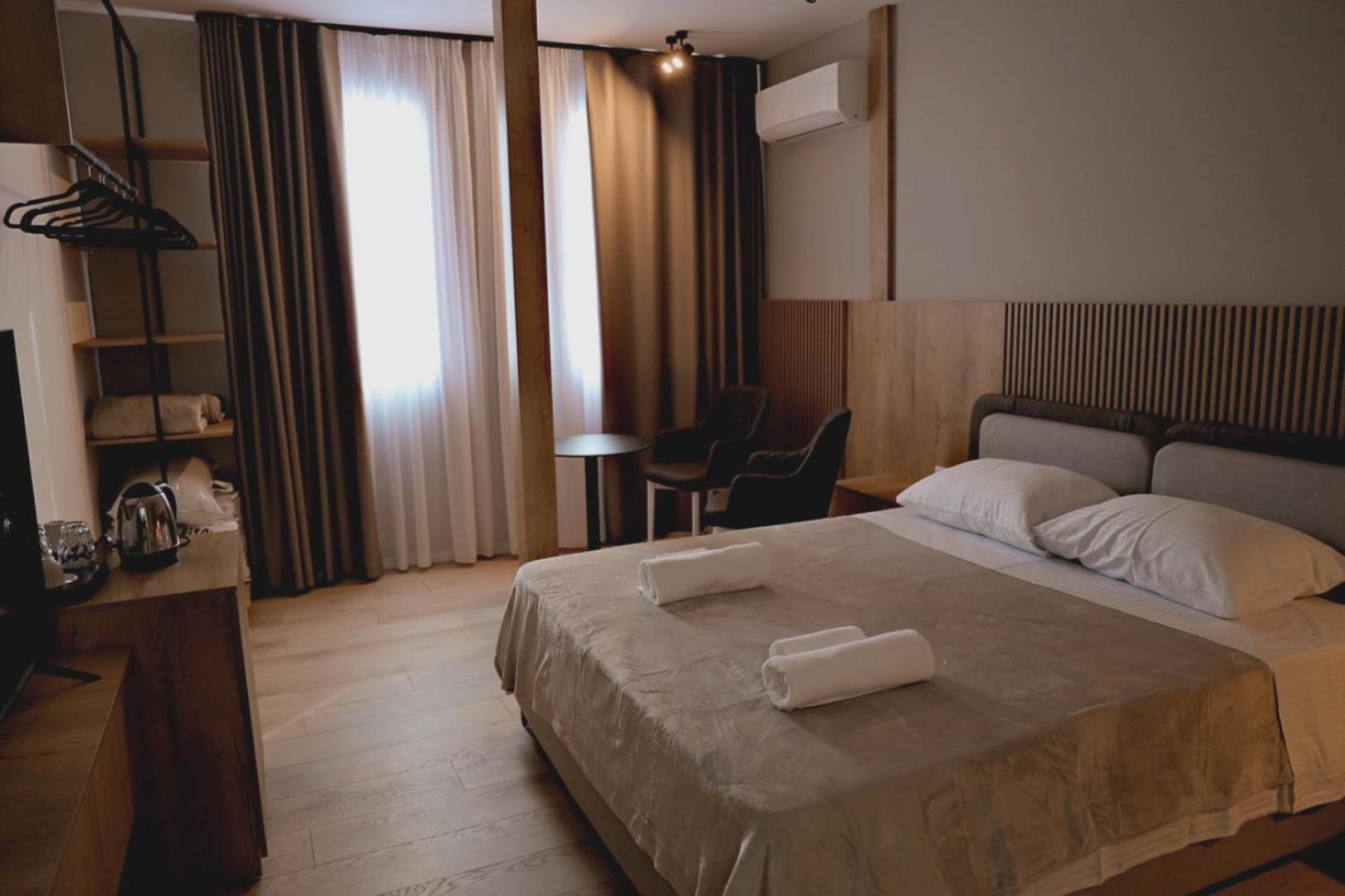 Standard Double Room photo 3