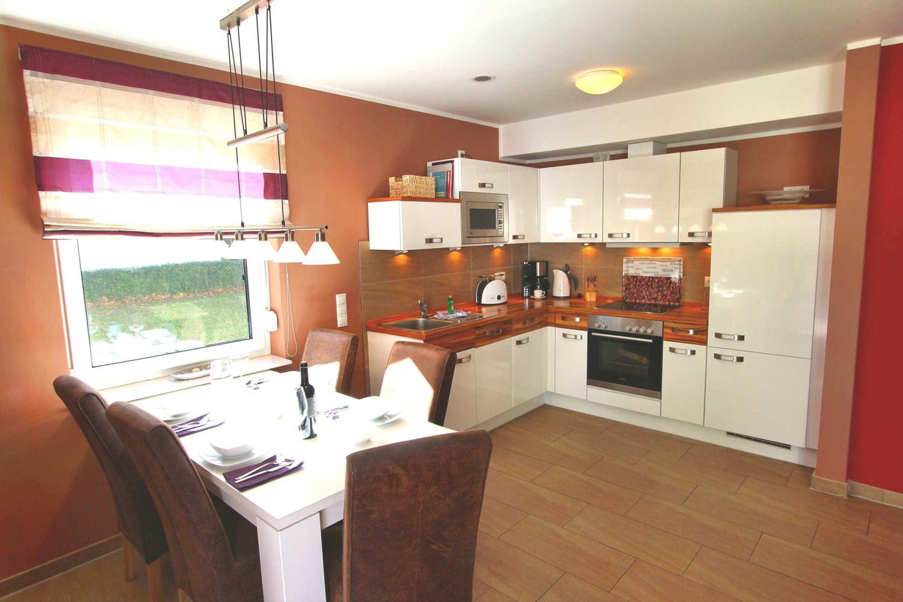 Three-Bedroom House photo 2