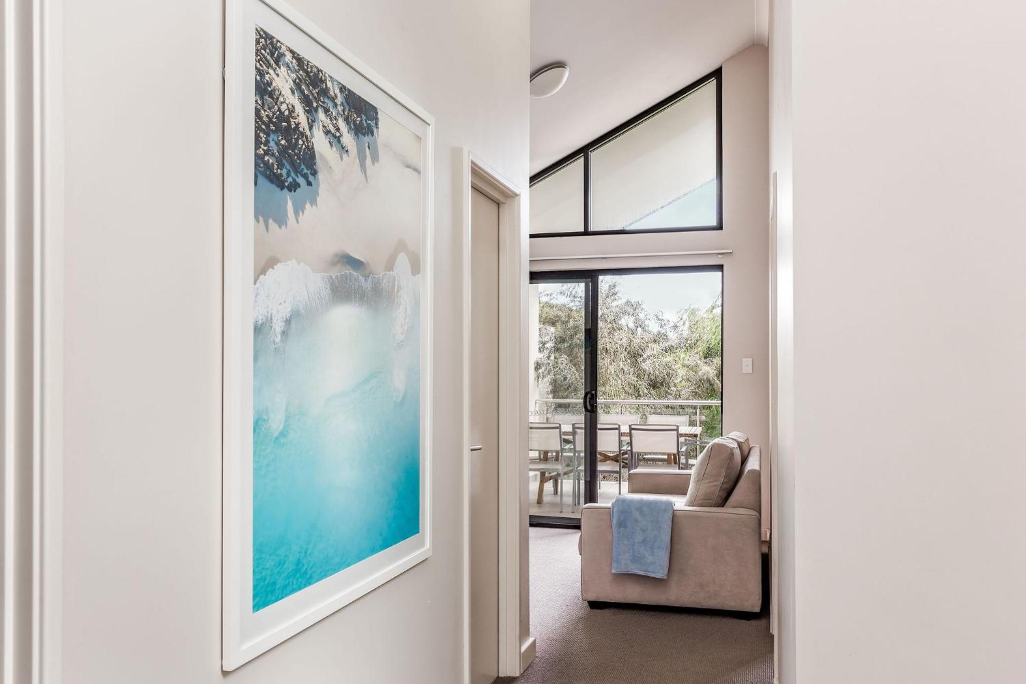 Three-Bedroom Villa photo 1