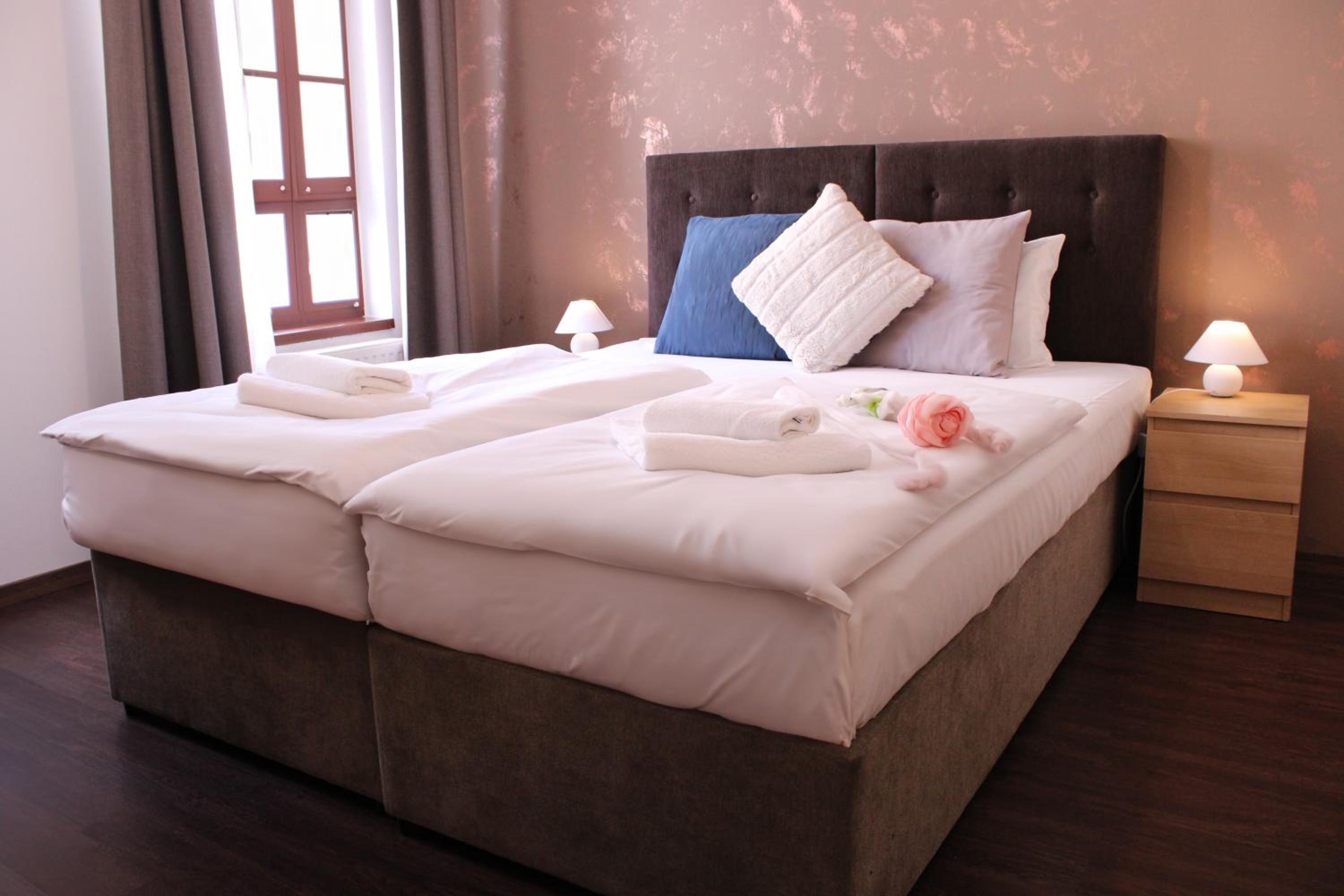 Superior One-Bedroom Apartment