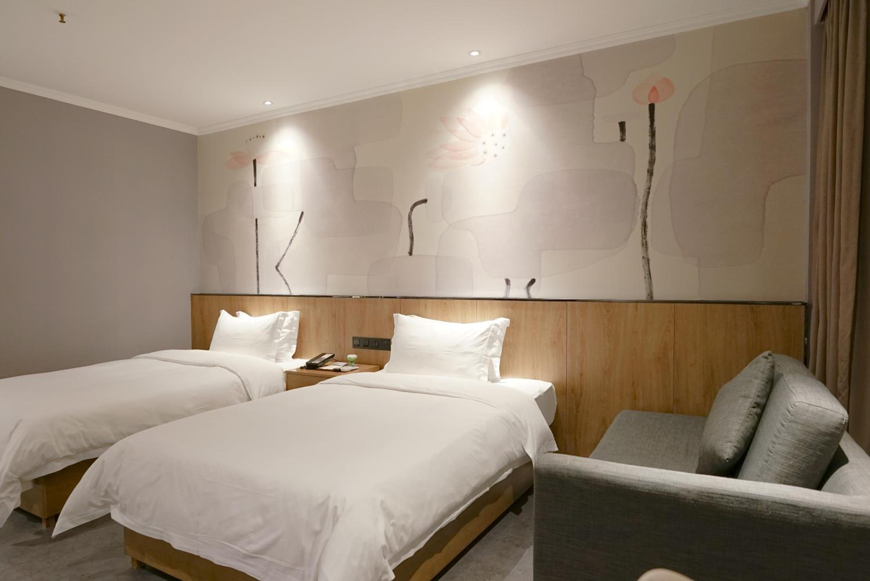 Standard Twin Room photo 1