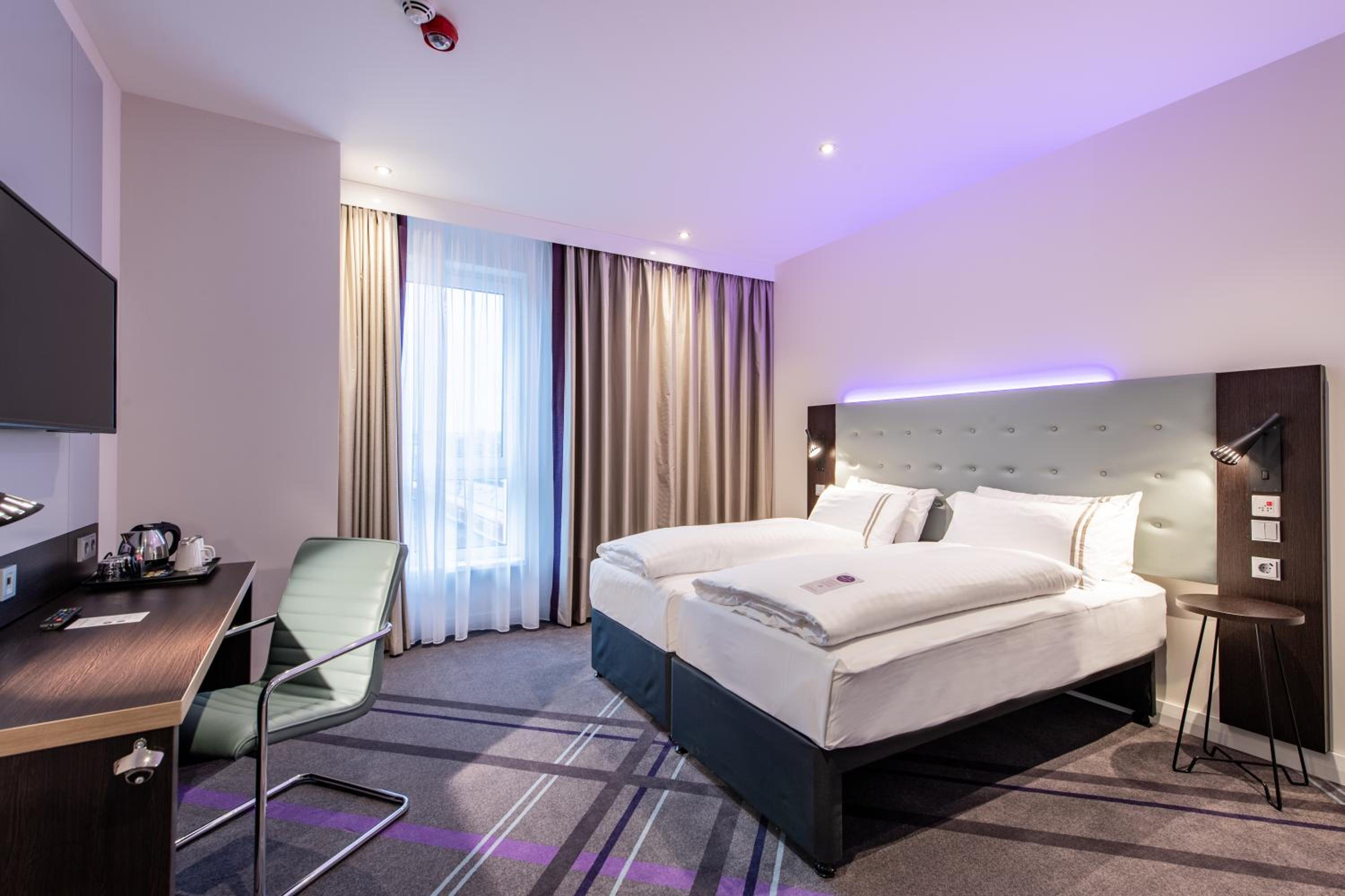 Double Room- barrier-free photo 2