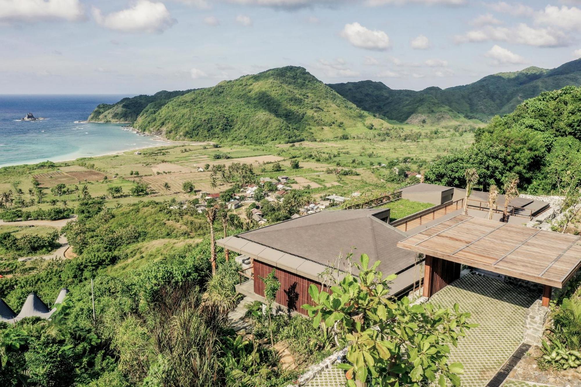 Four Bedroom Villa Keluarga with Sea View - Photo 2