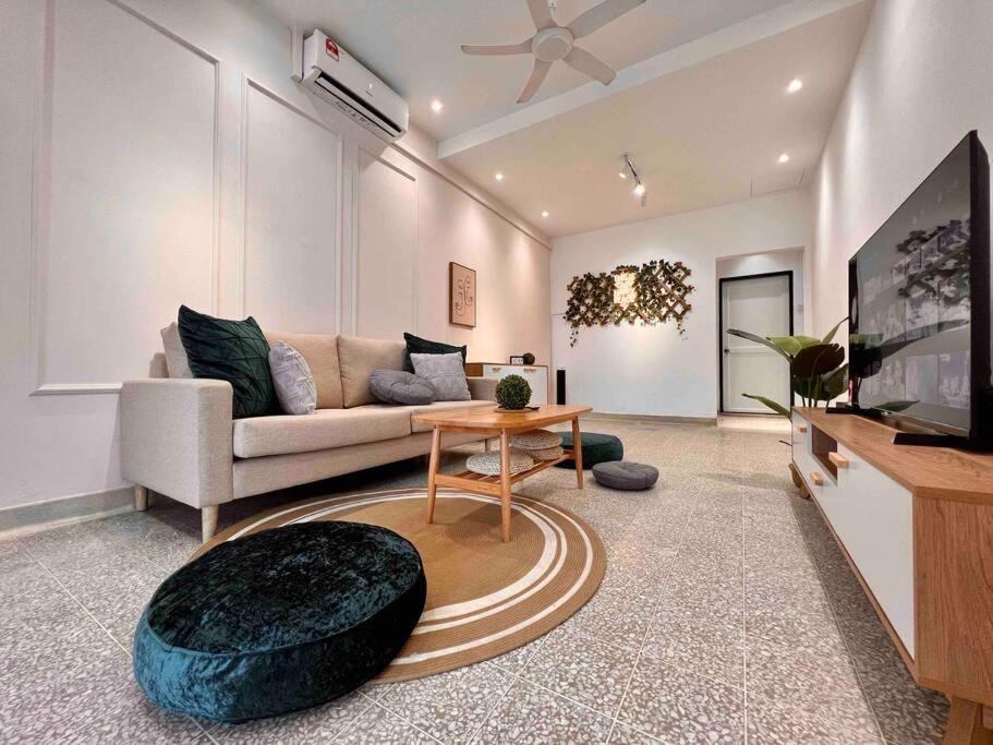 Villa photo 1