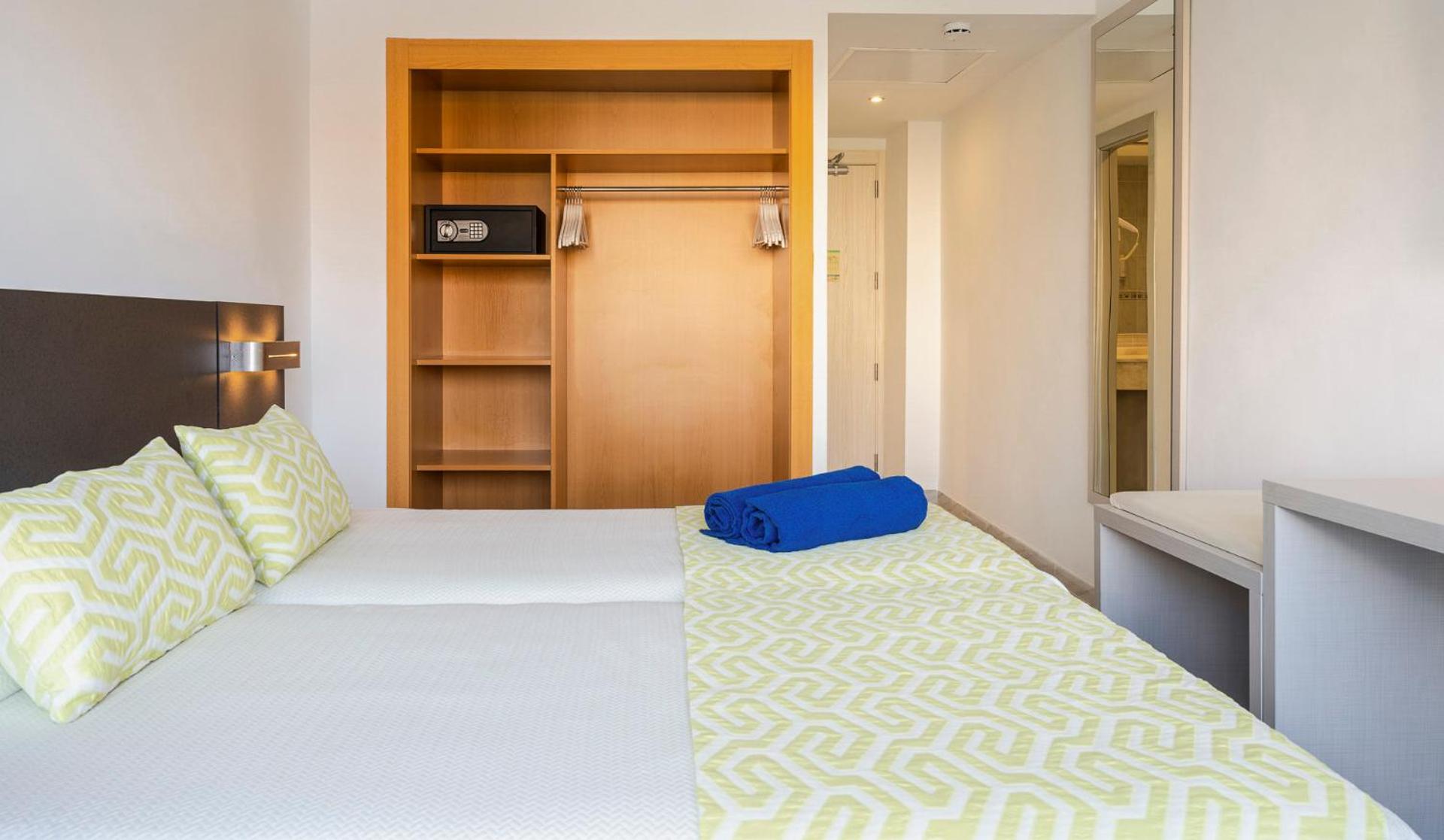 Twin Room - Photo 4
