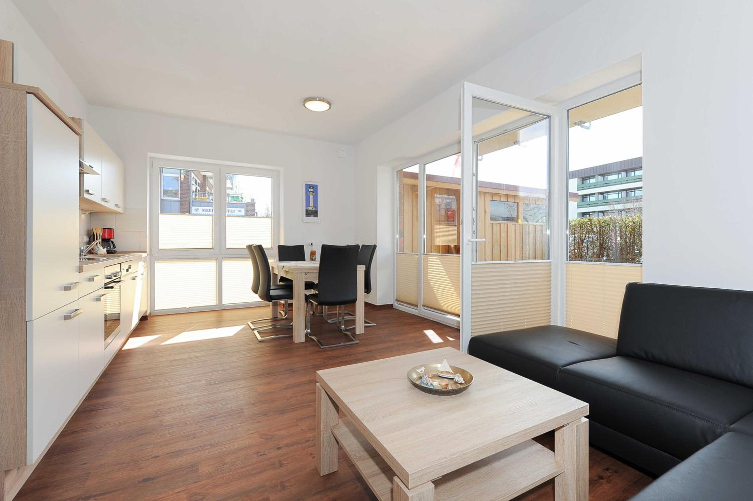 Three-Bedroom Apartment with Terrace photo 1