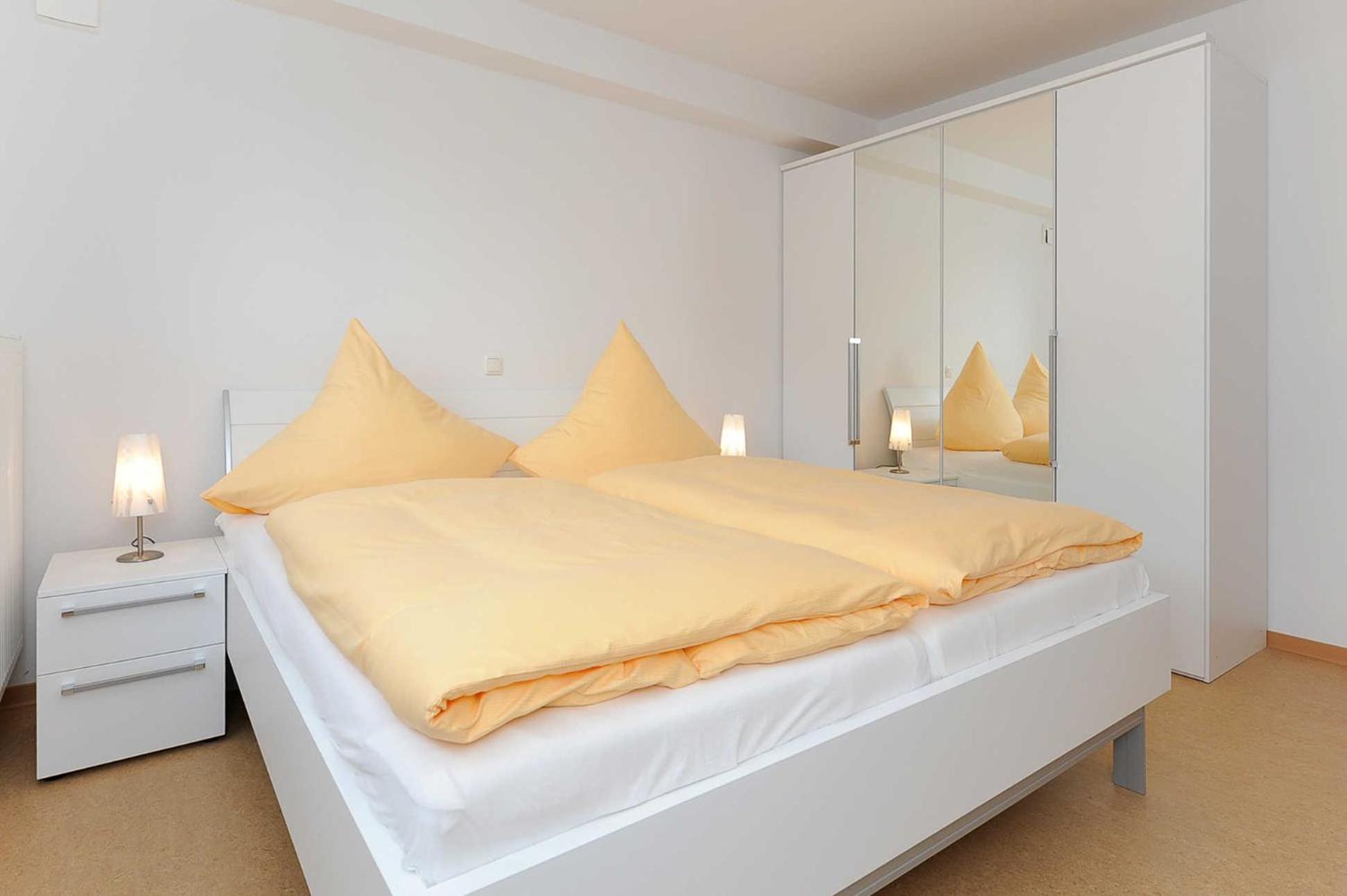 Two-Bedroom Apartment with Balcony photo 3