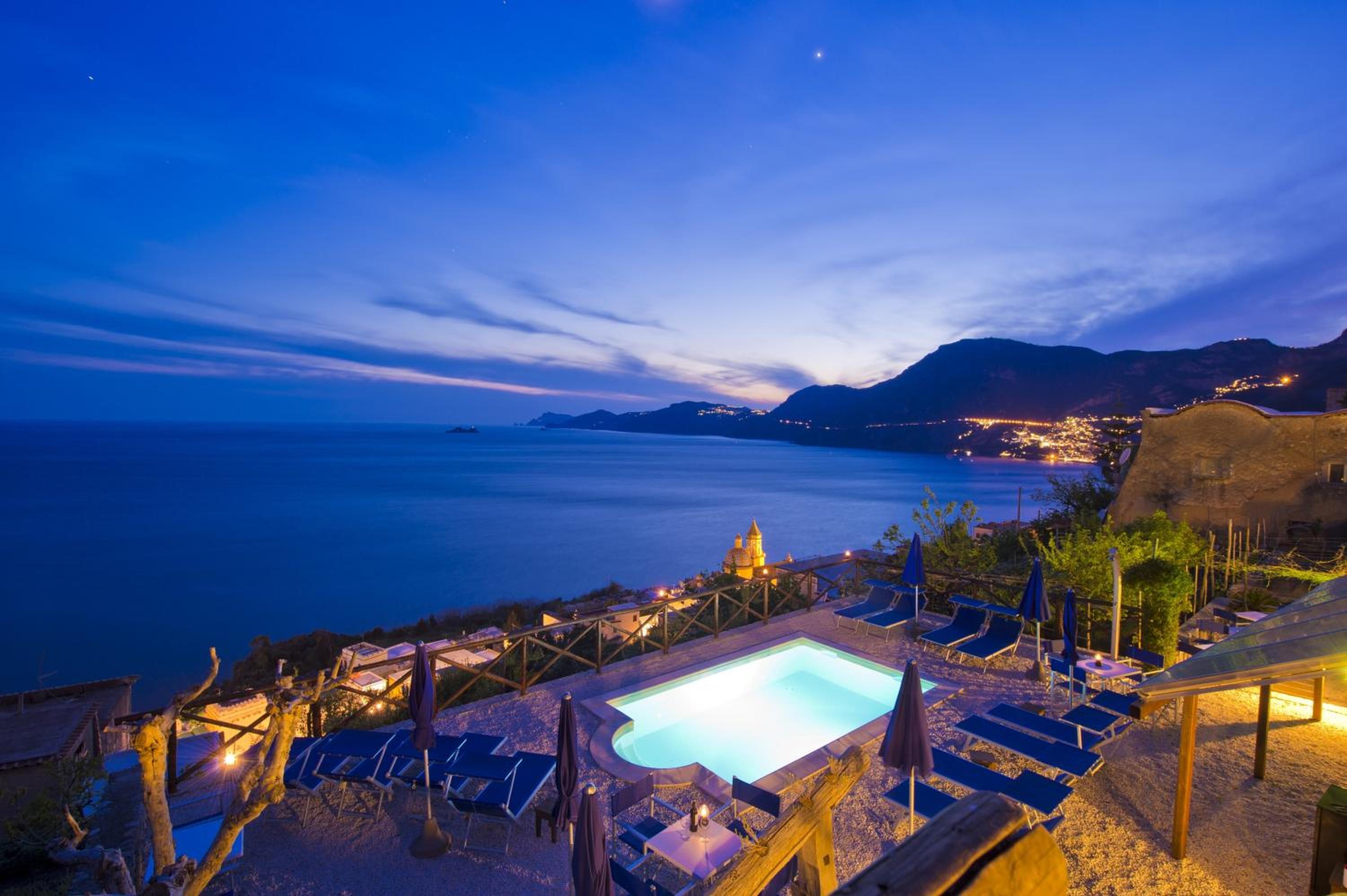 Superior Double Room with Sea View - Photo 8