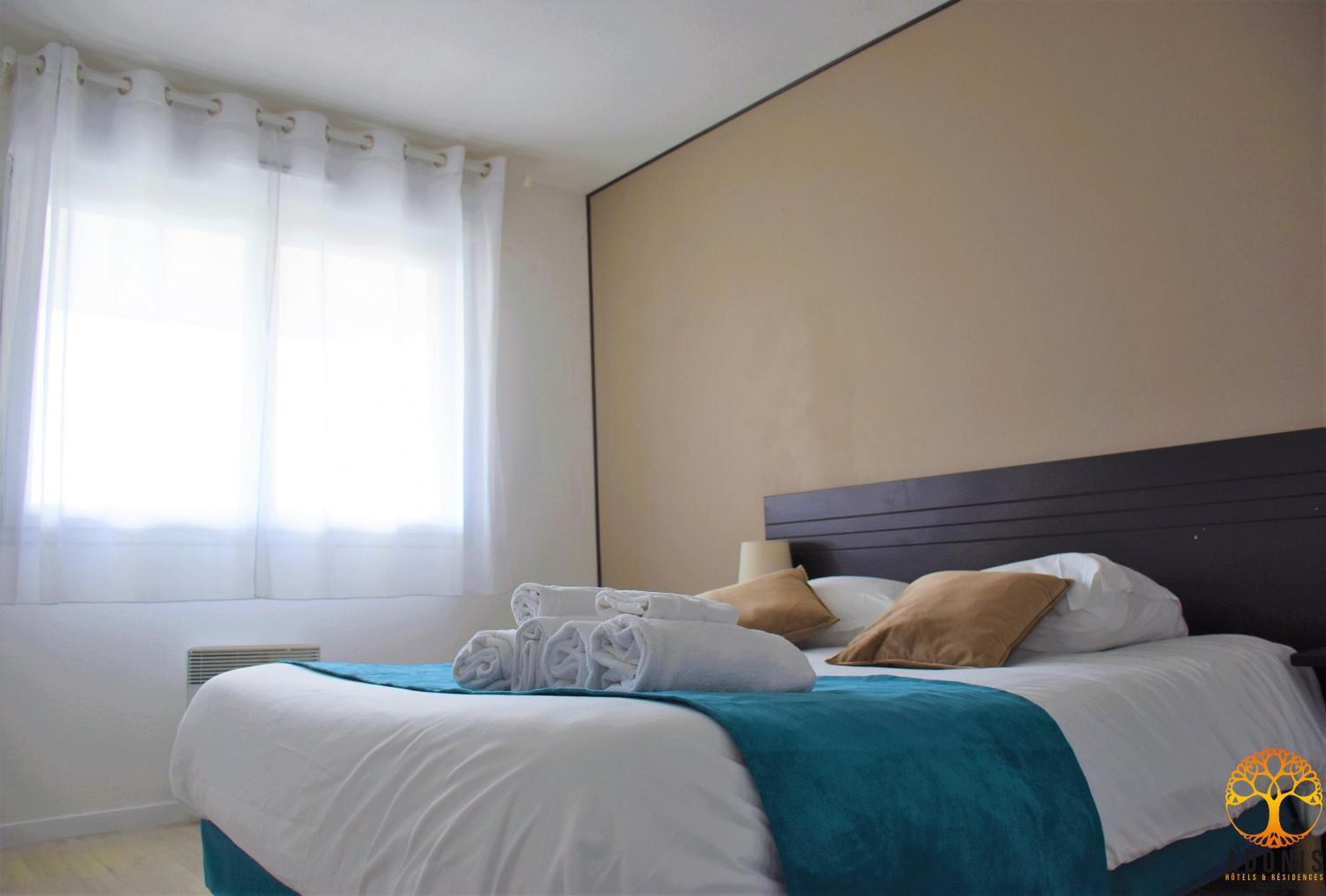 Two-Bedroom Apartment Balcony or Terrace (6 People)