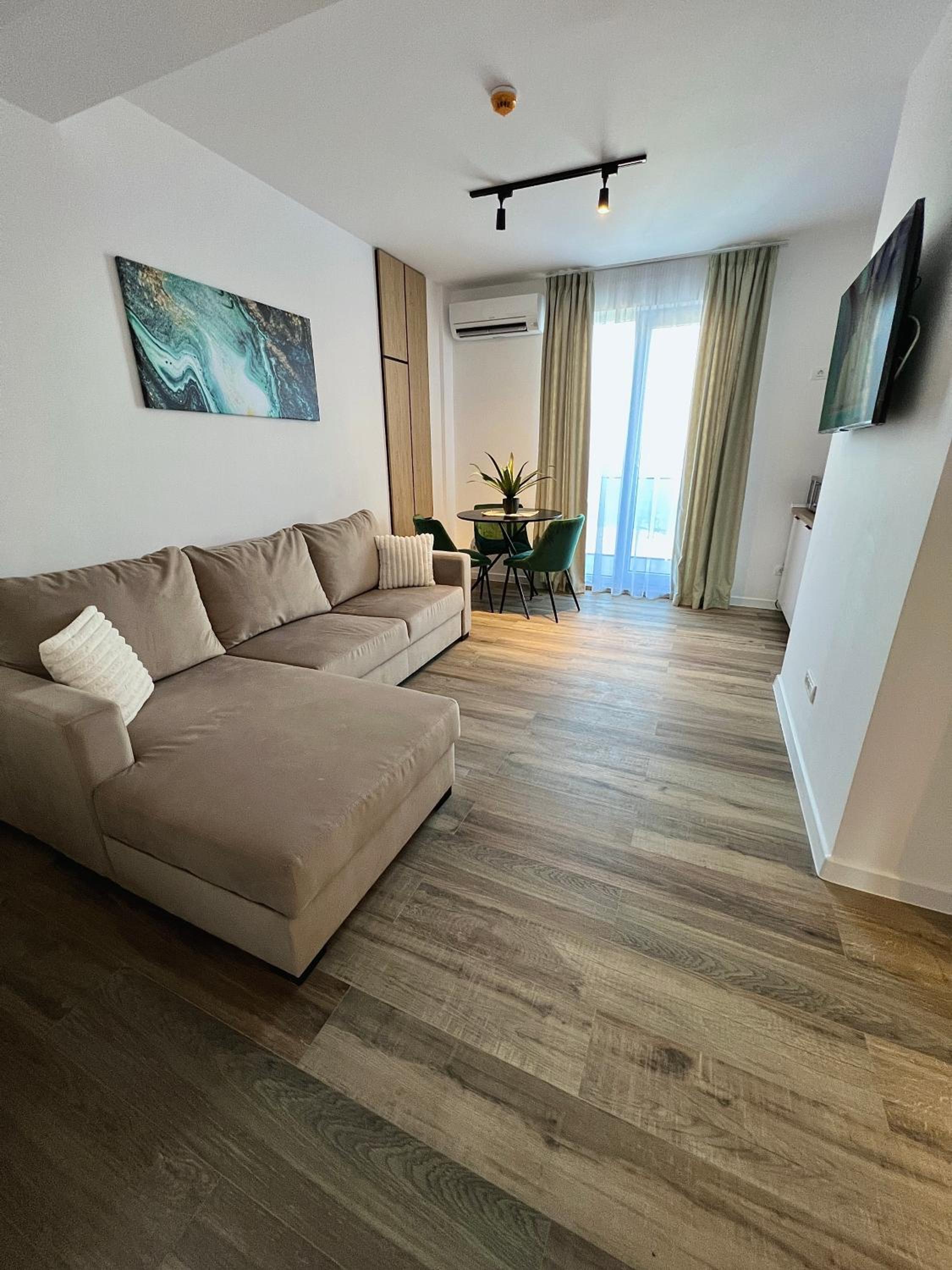 Apartment with Sea View - Photo 1