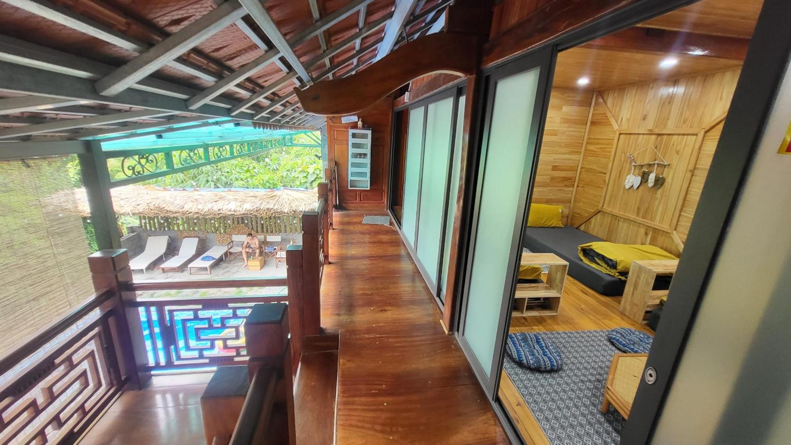 Triple Room with Pool View photo 3