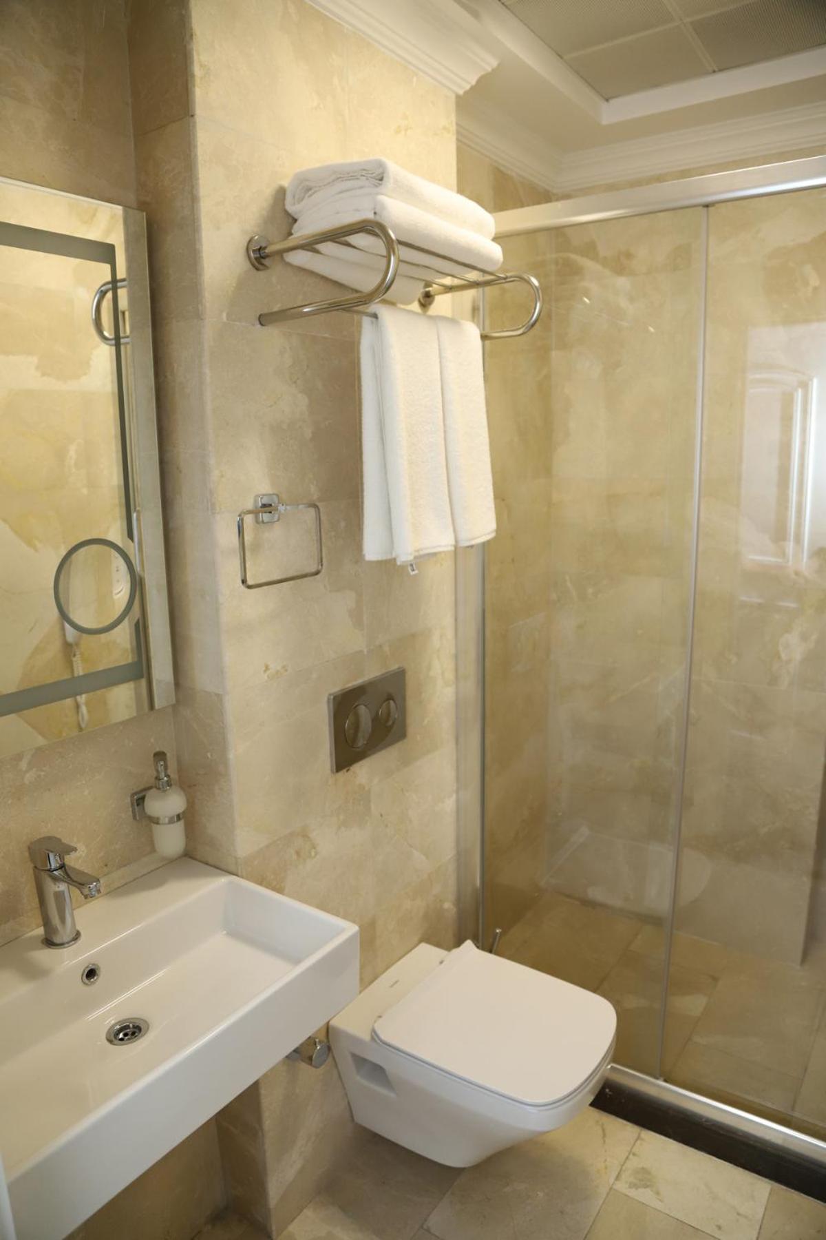 Deluxe Single Room photo 3