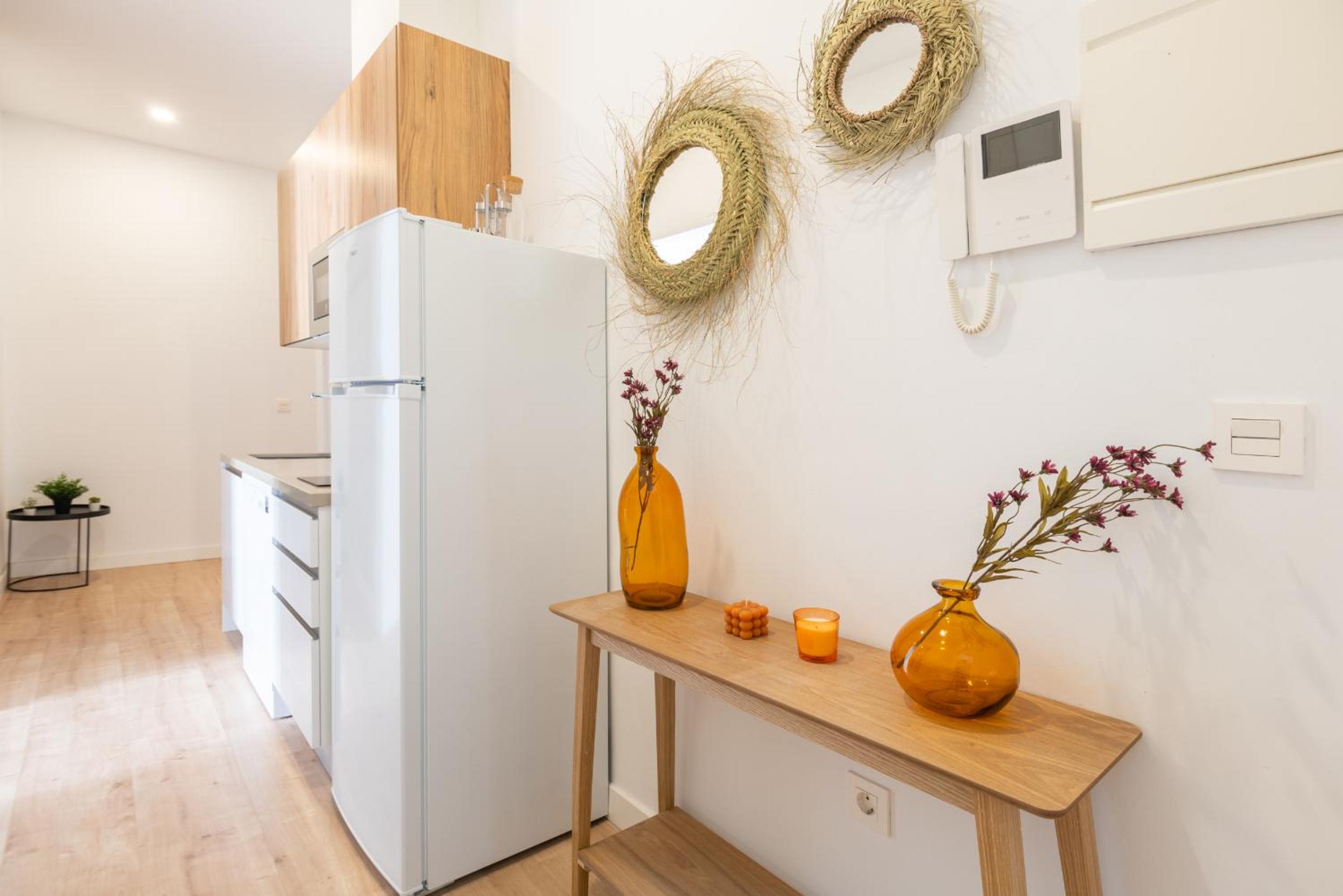 Premium Two-Bedroom Apartment - Photo 5