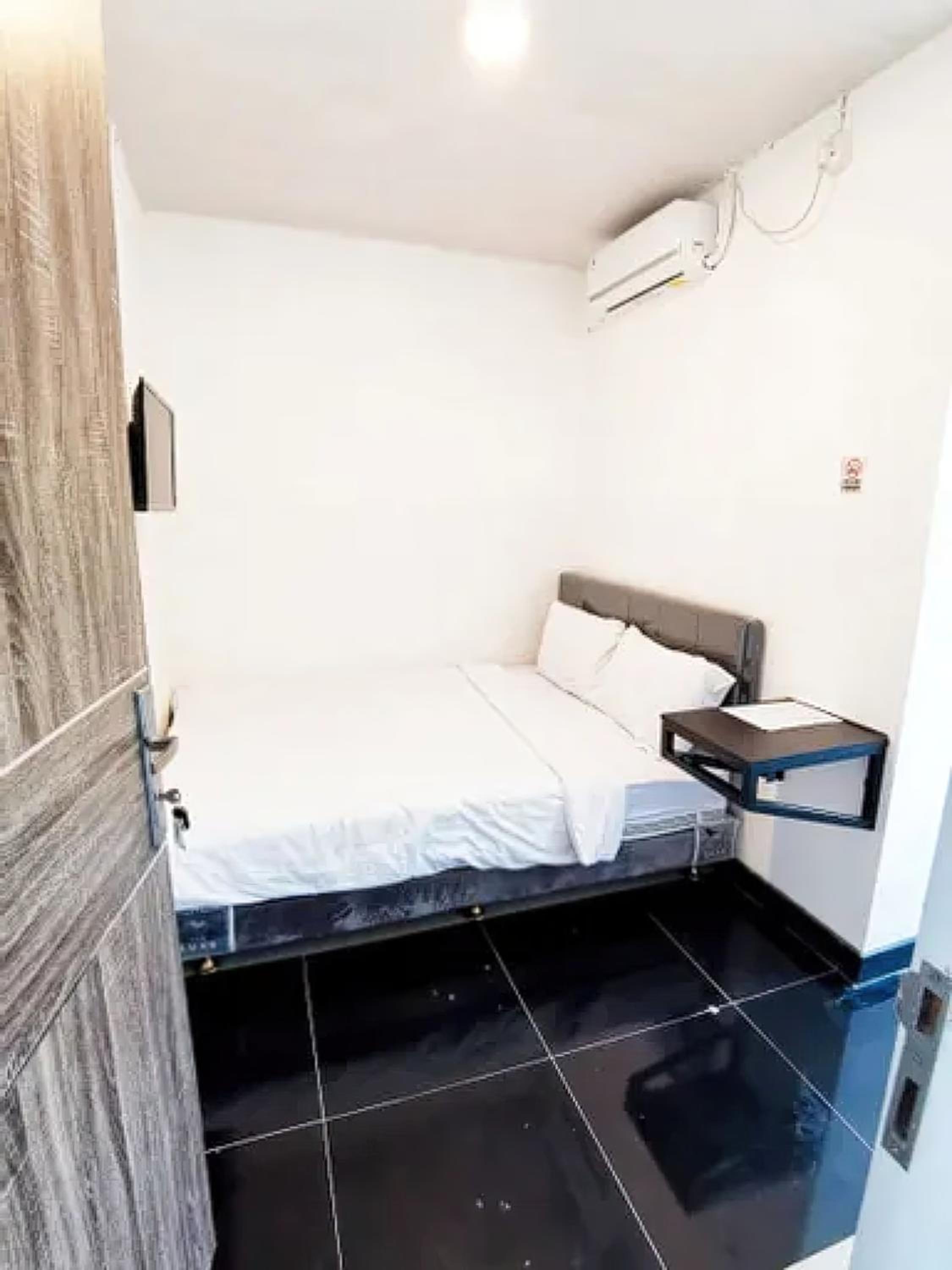 Double Room - Photo 1