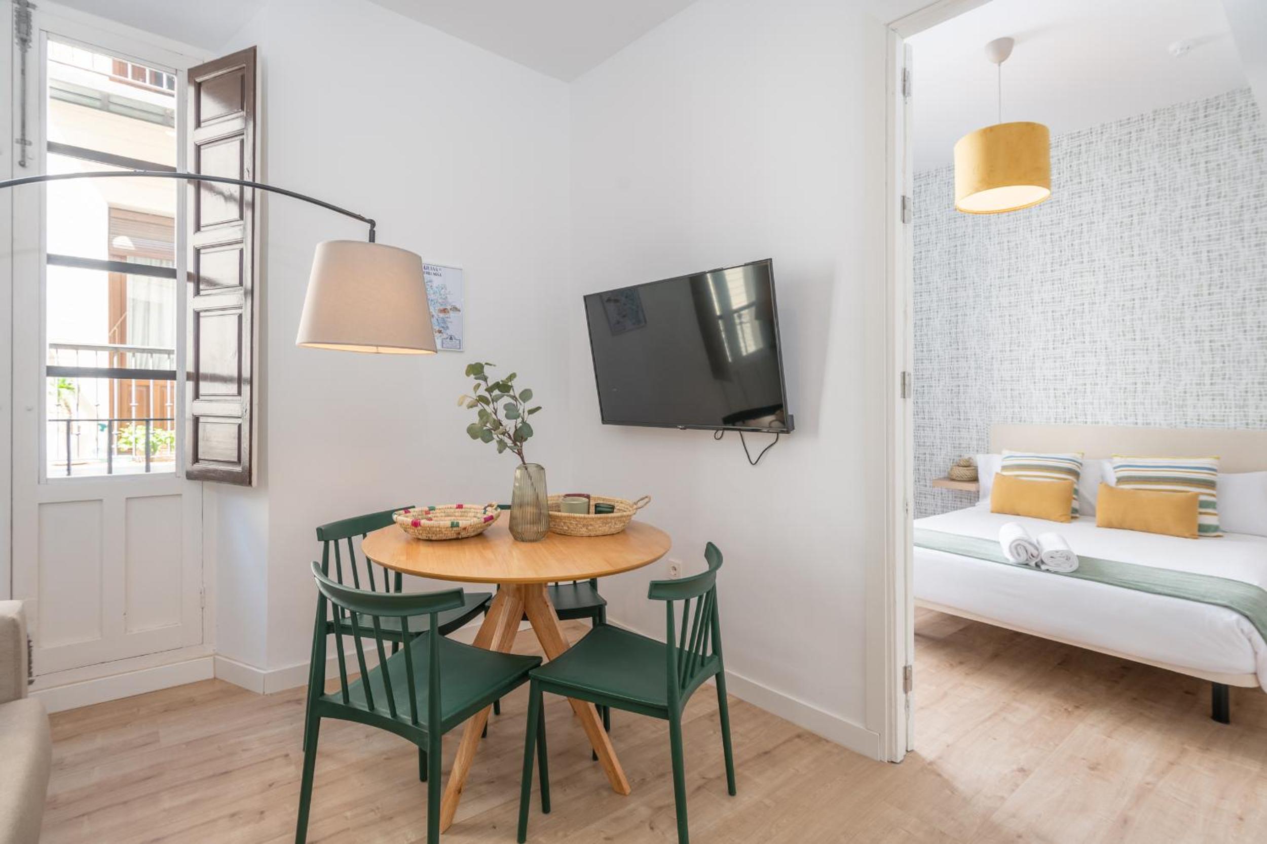 Premium Two-Bedroom Apartment - Photo 8