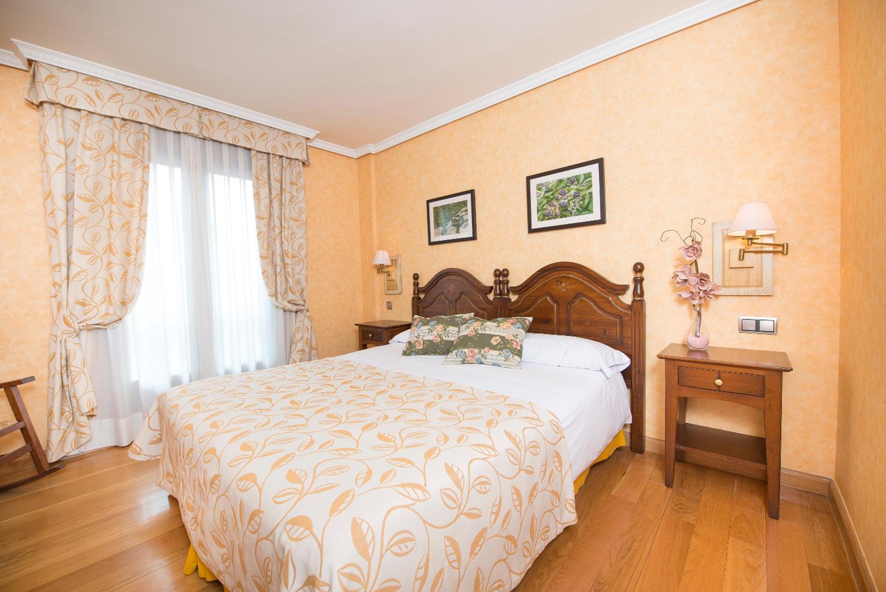 Habitación Doble o con Dos Camas