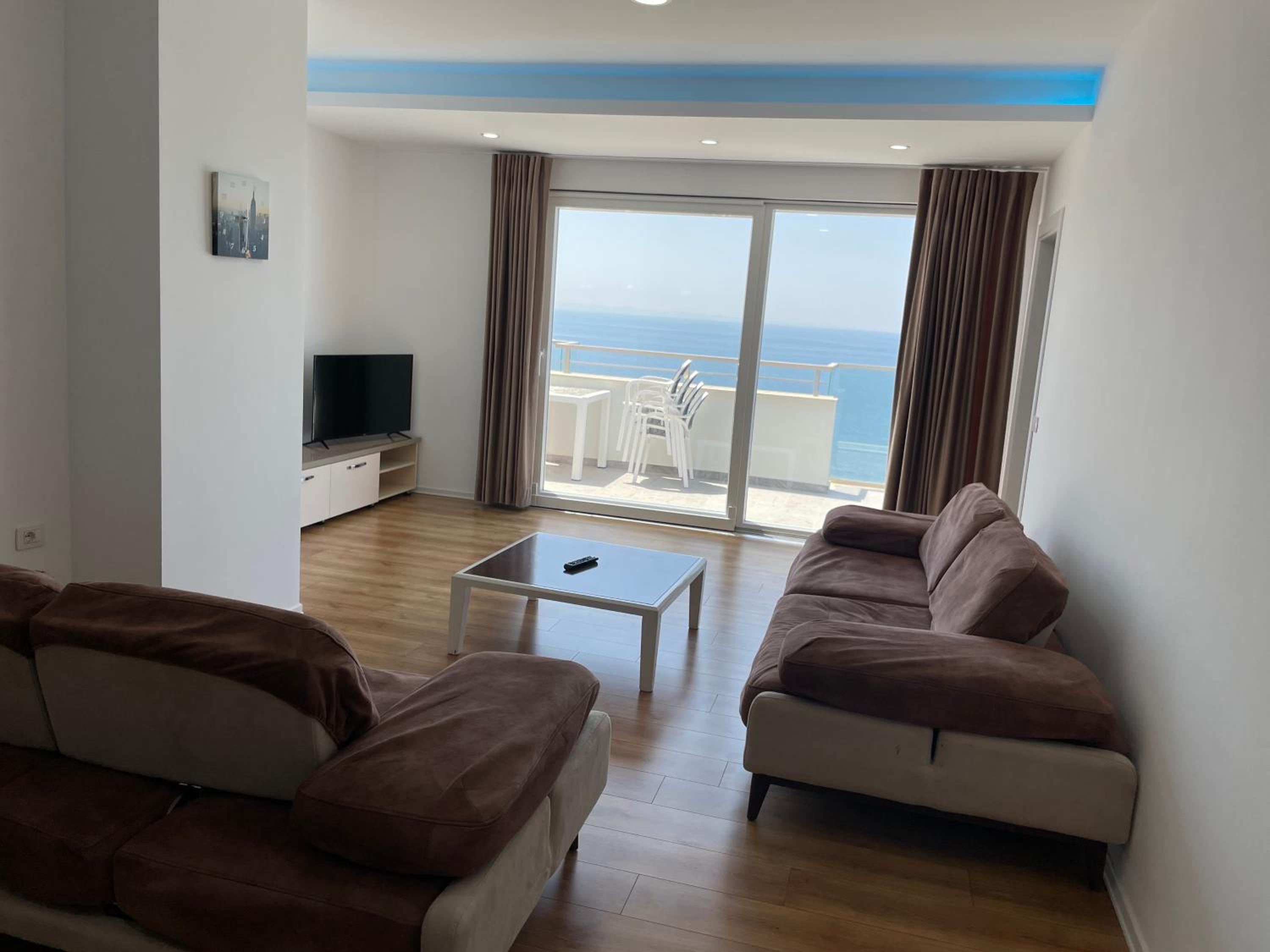 Deluxe Suite with Sea View photo 3