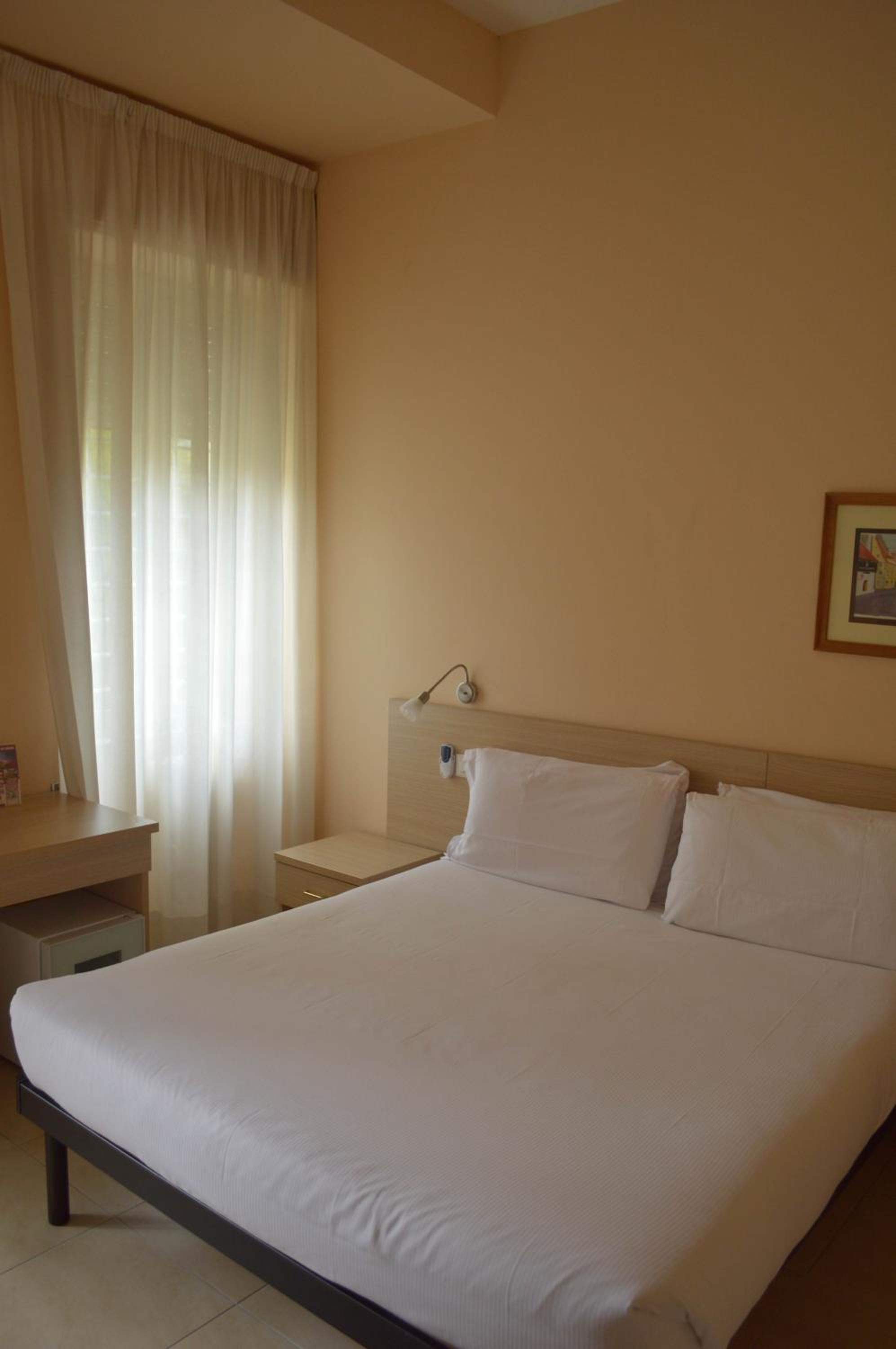 Double Room with Private Bathroom photo 1
