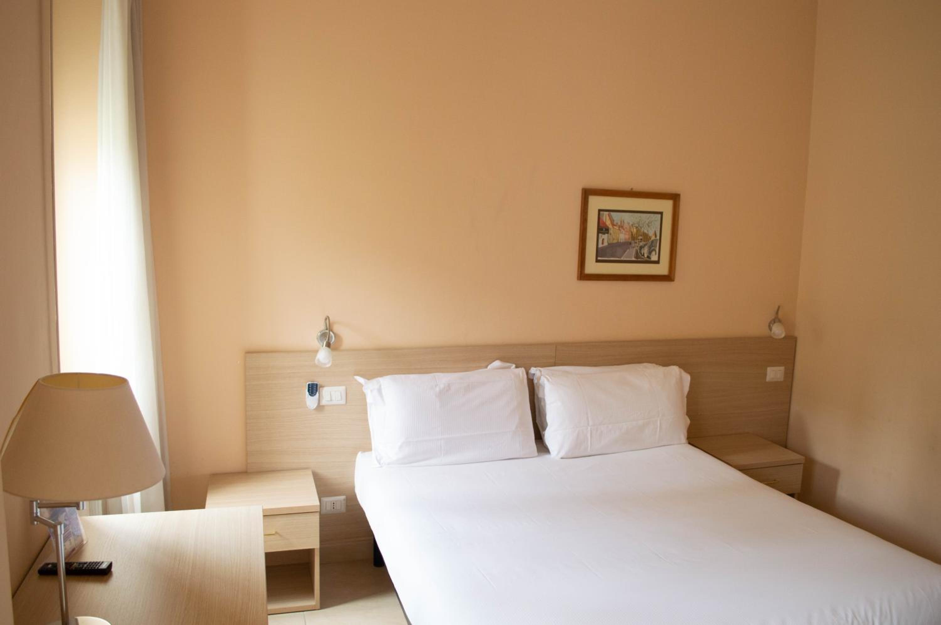 Triple Room with Private Bathroom photo 1