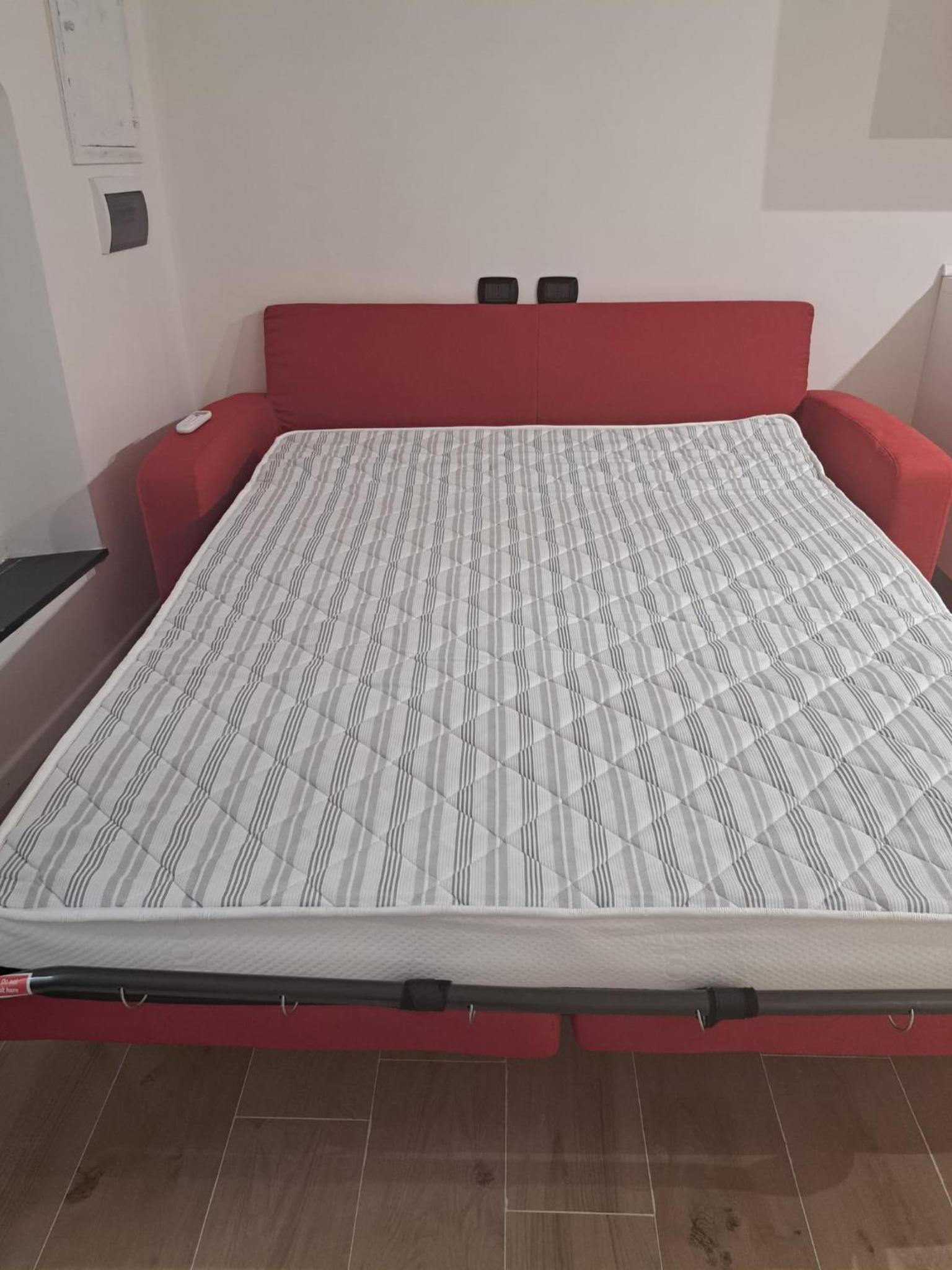 Studio With Sofa Bed