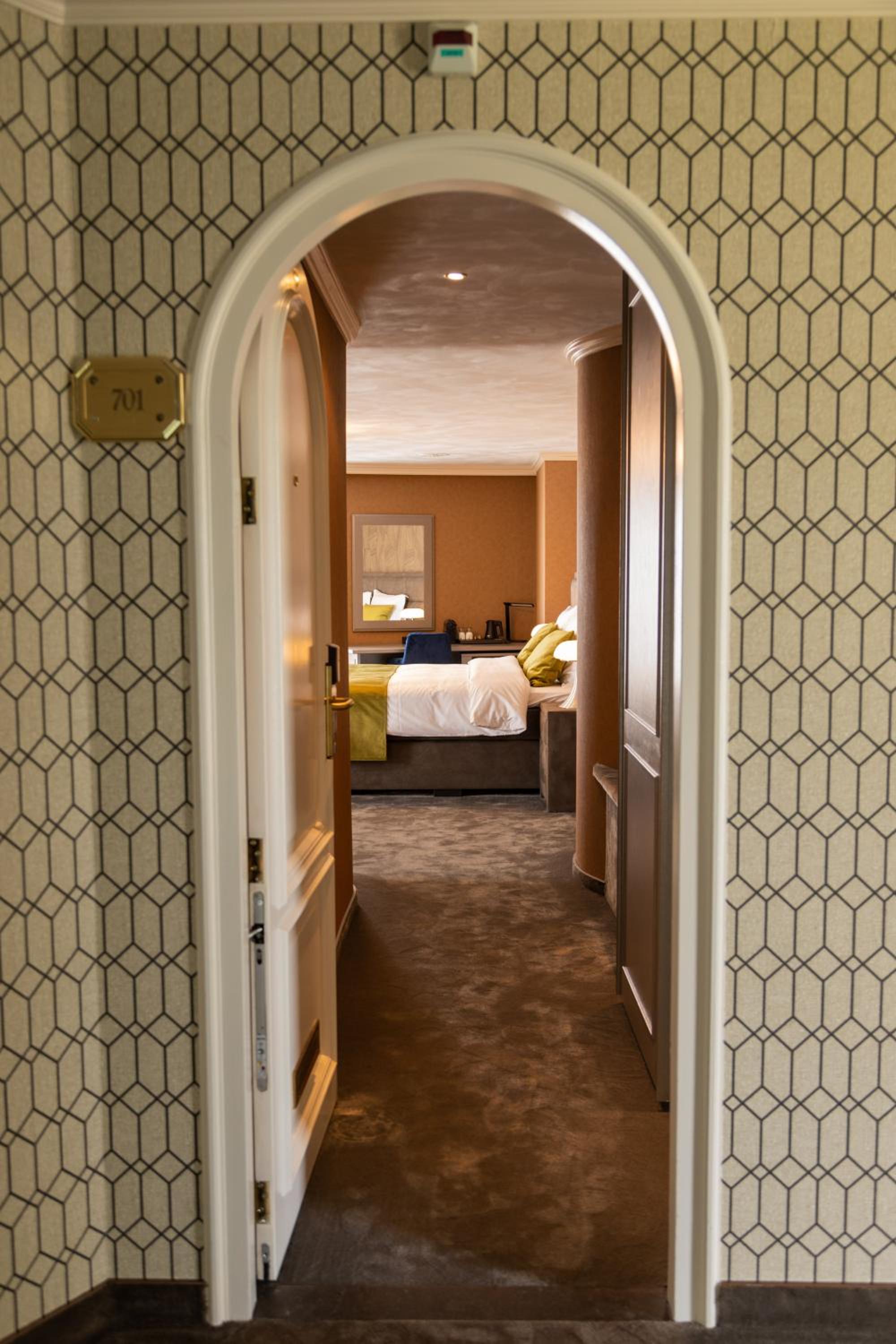 Deluxe Double or Twin Room photo 3