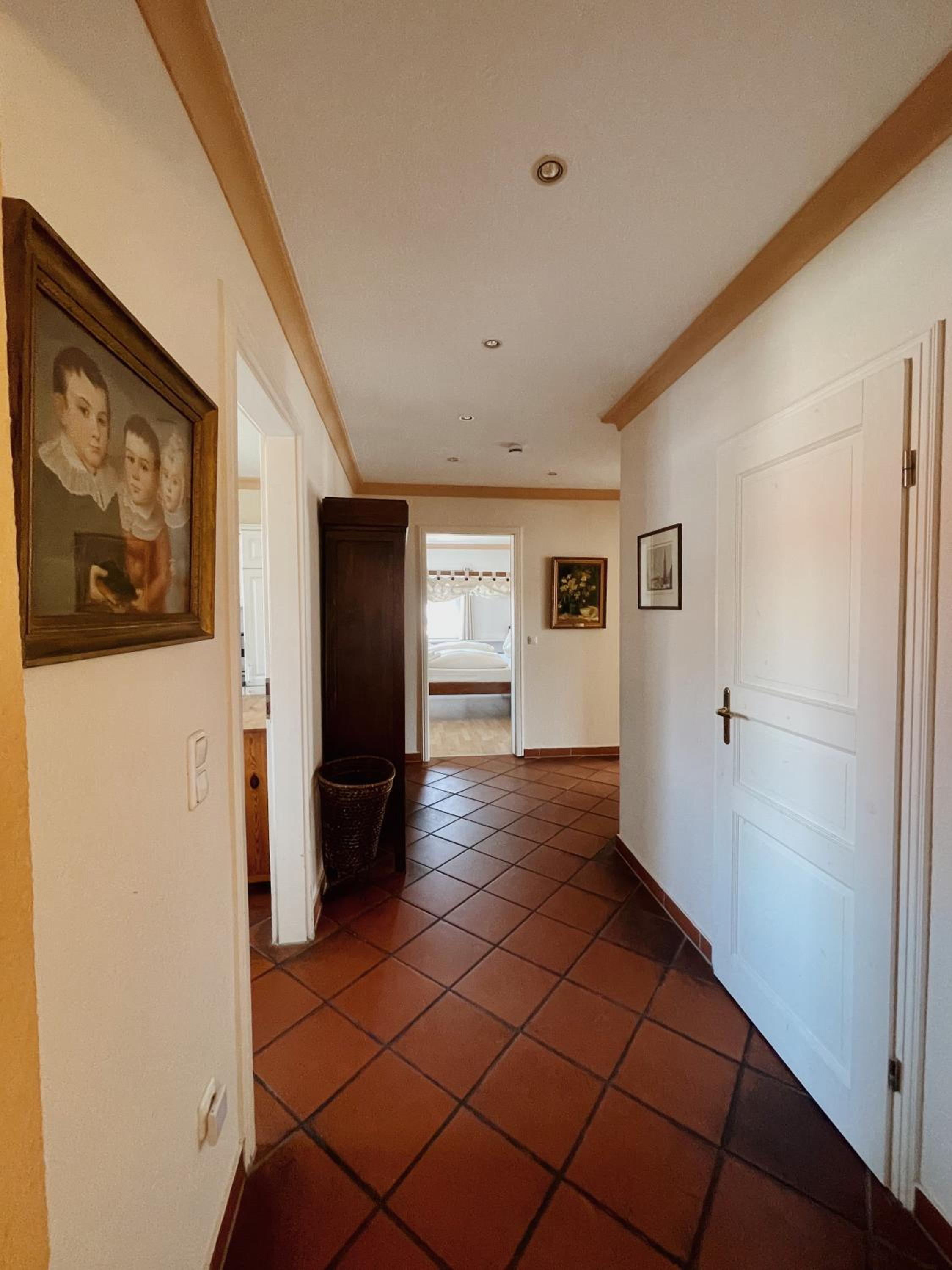 Three-Bedroom Apartment - Photo 6
