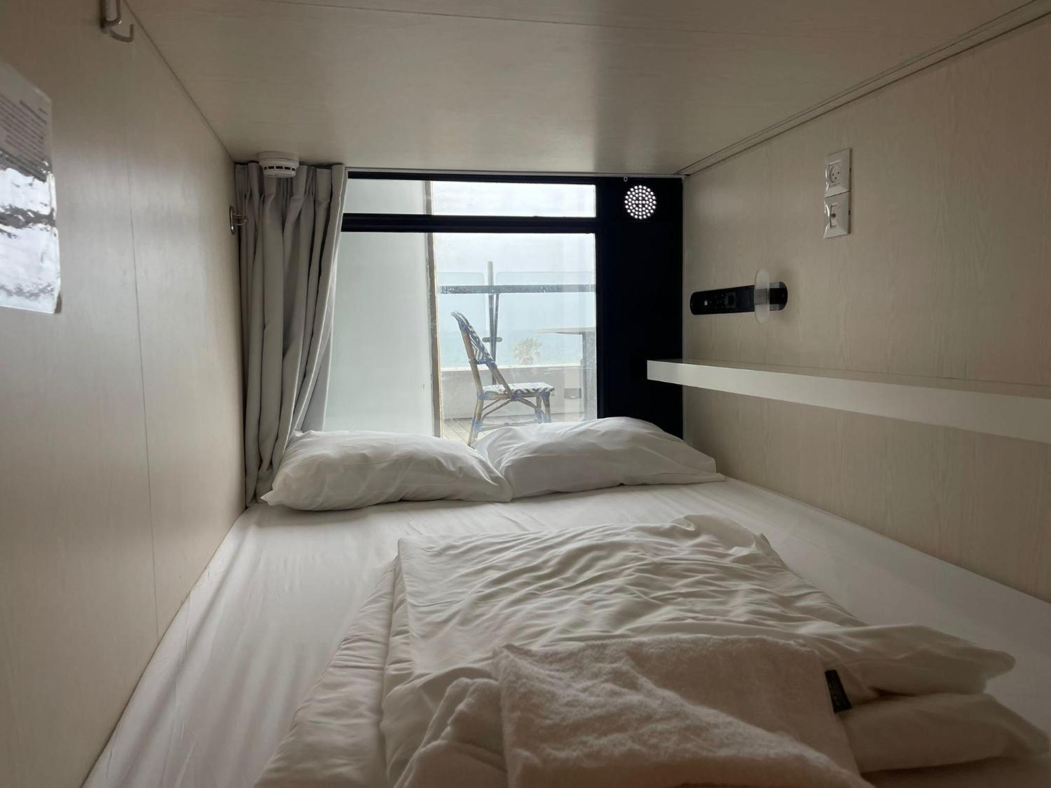 Double Sea View Pod - Photo 9