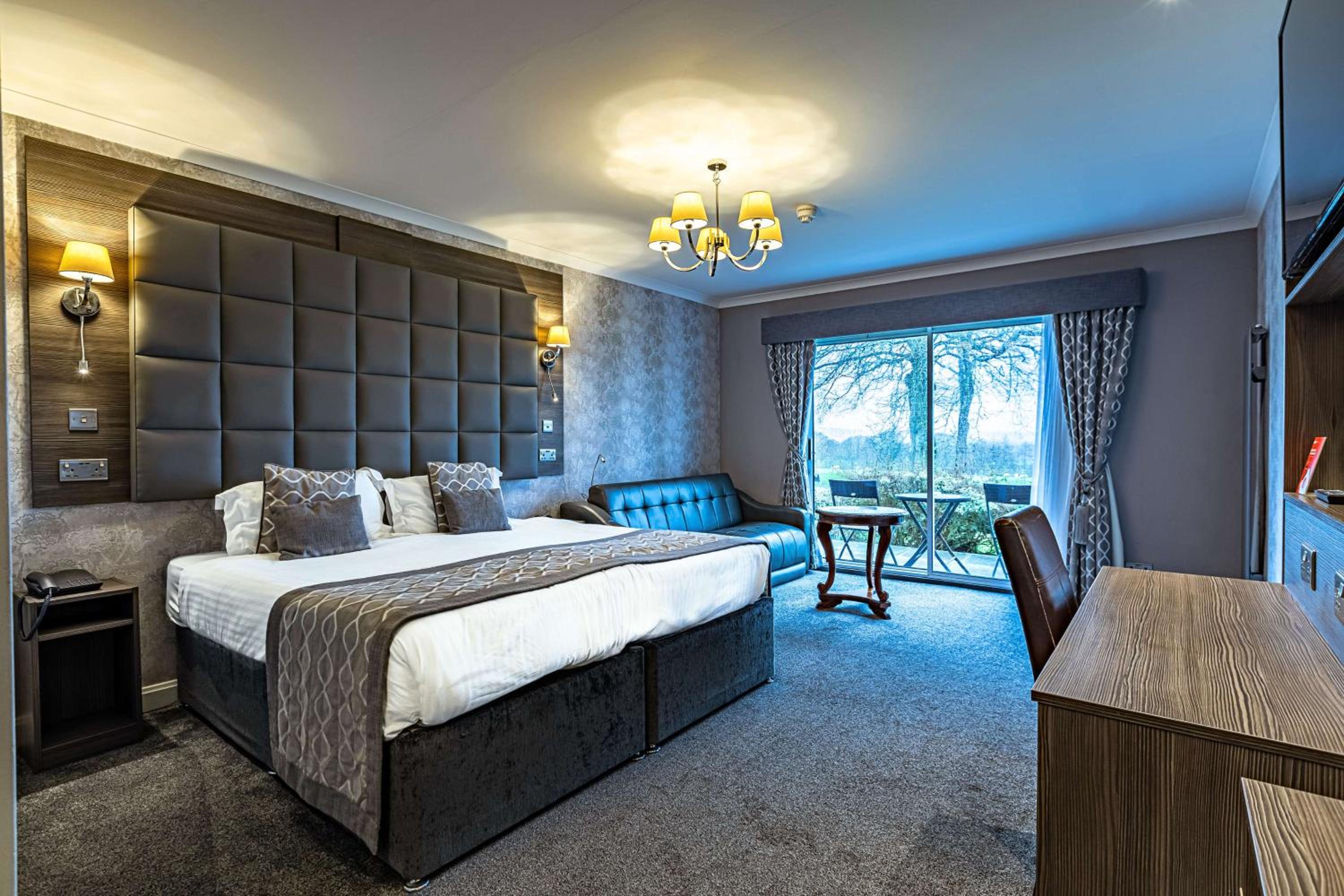 Superior Twin Room - Non-Smoking