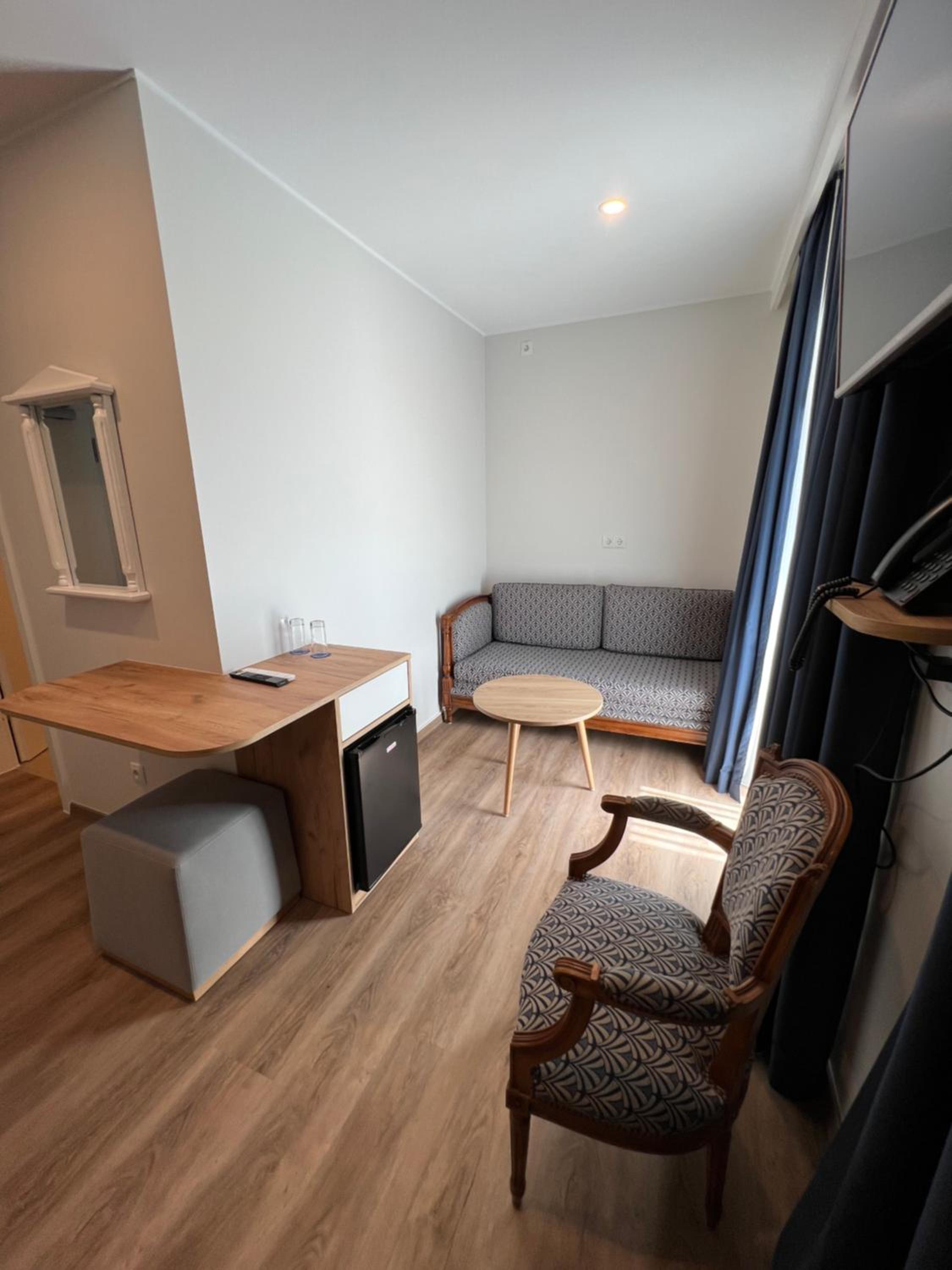 Deluxe Double or Twin Room with Balcony photo 2