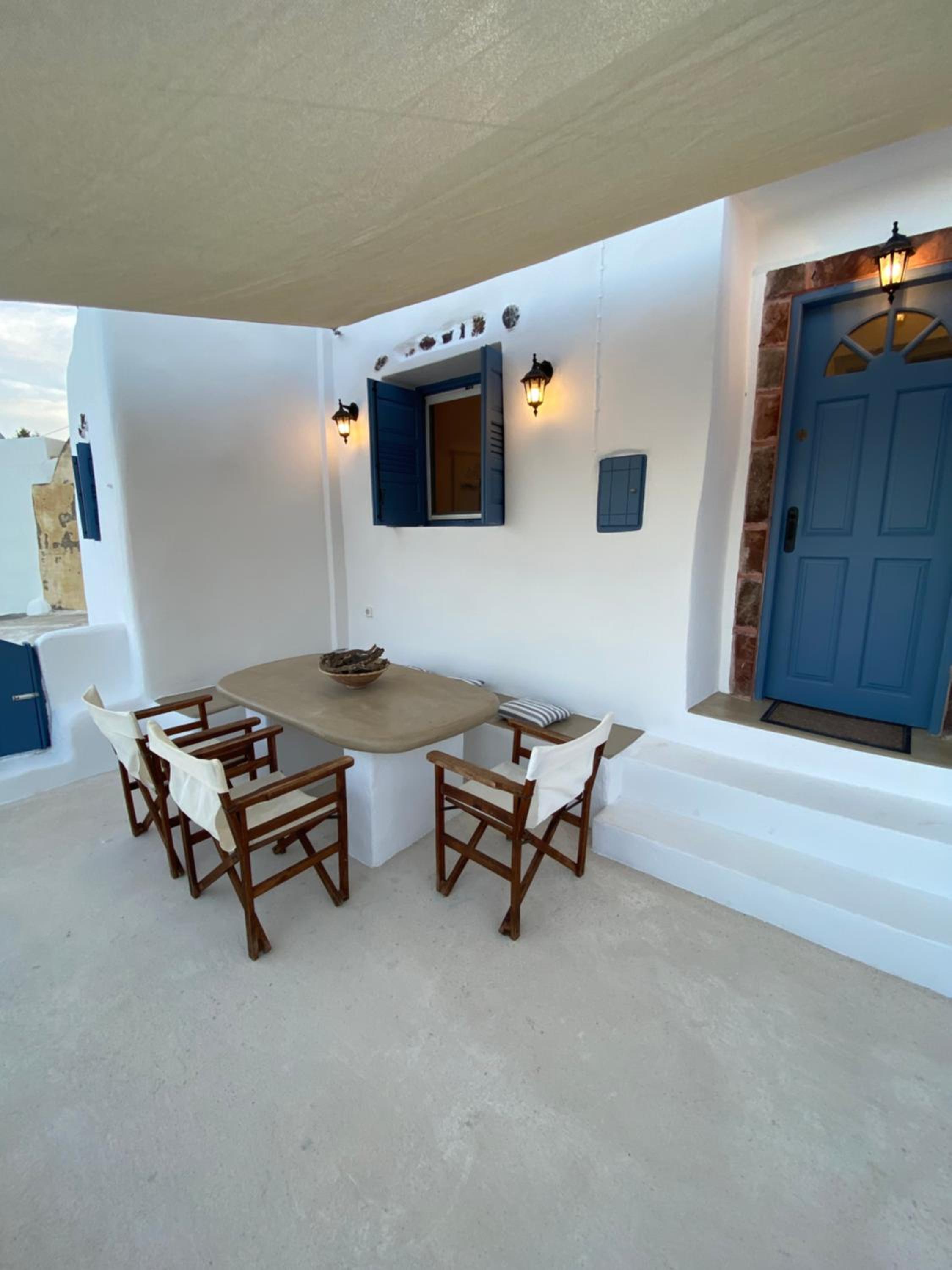 Four-Bedroom House photo 2