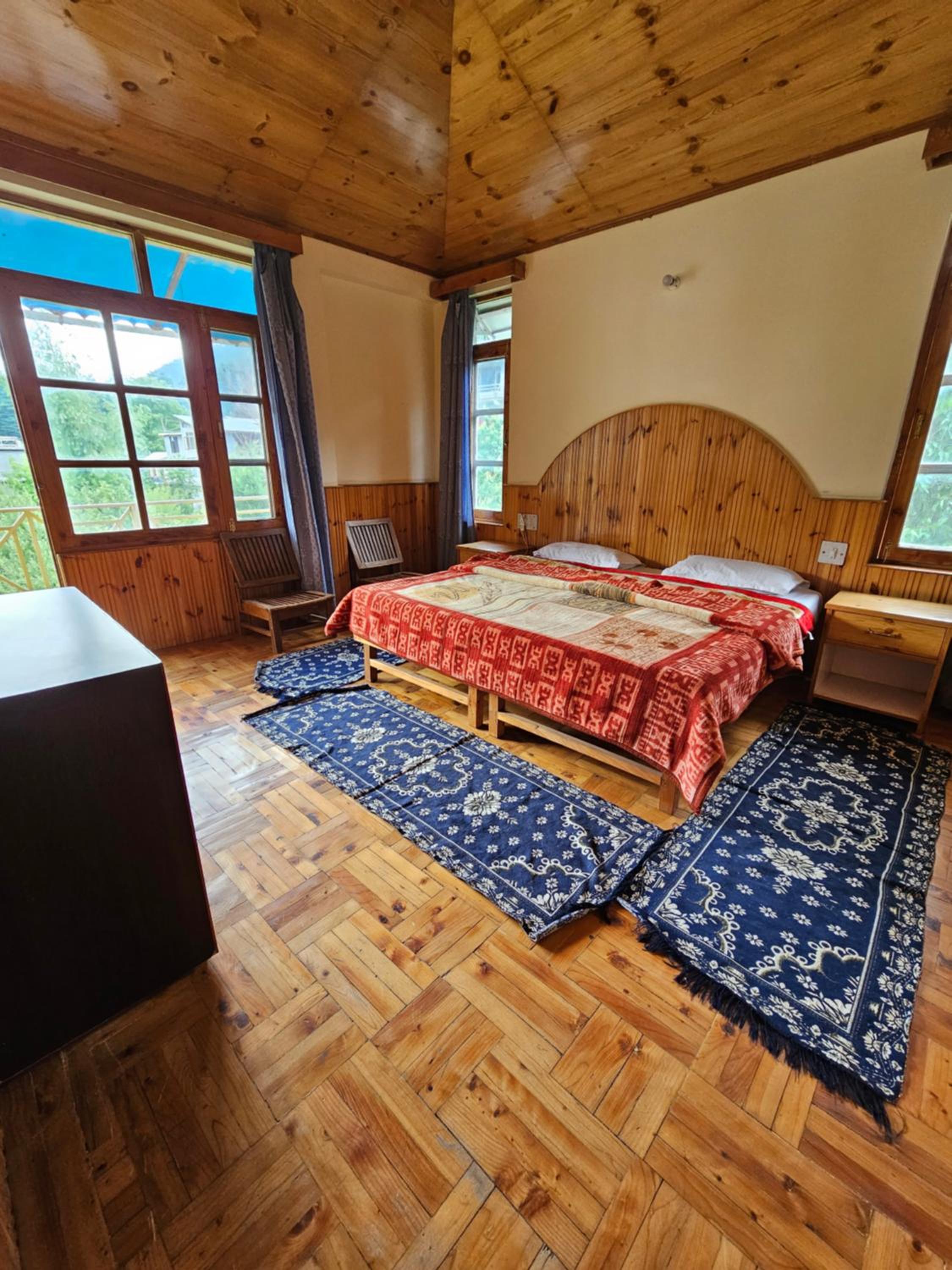 Two-Bedroom Suite - Photo 22