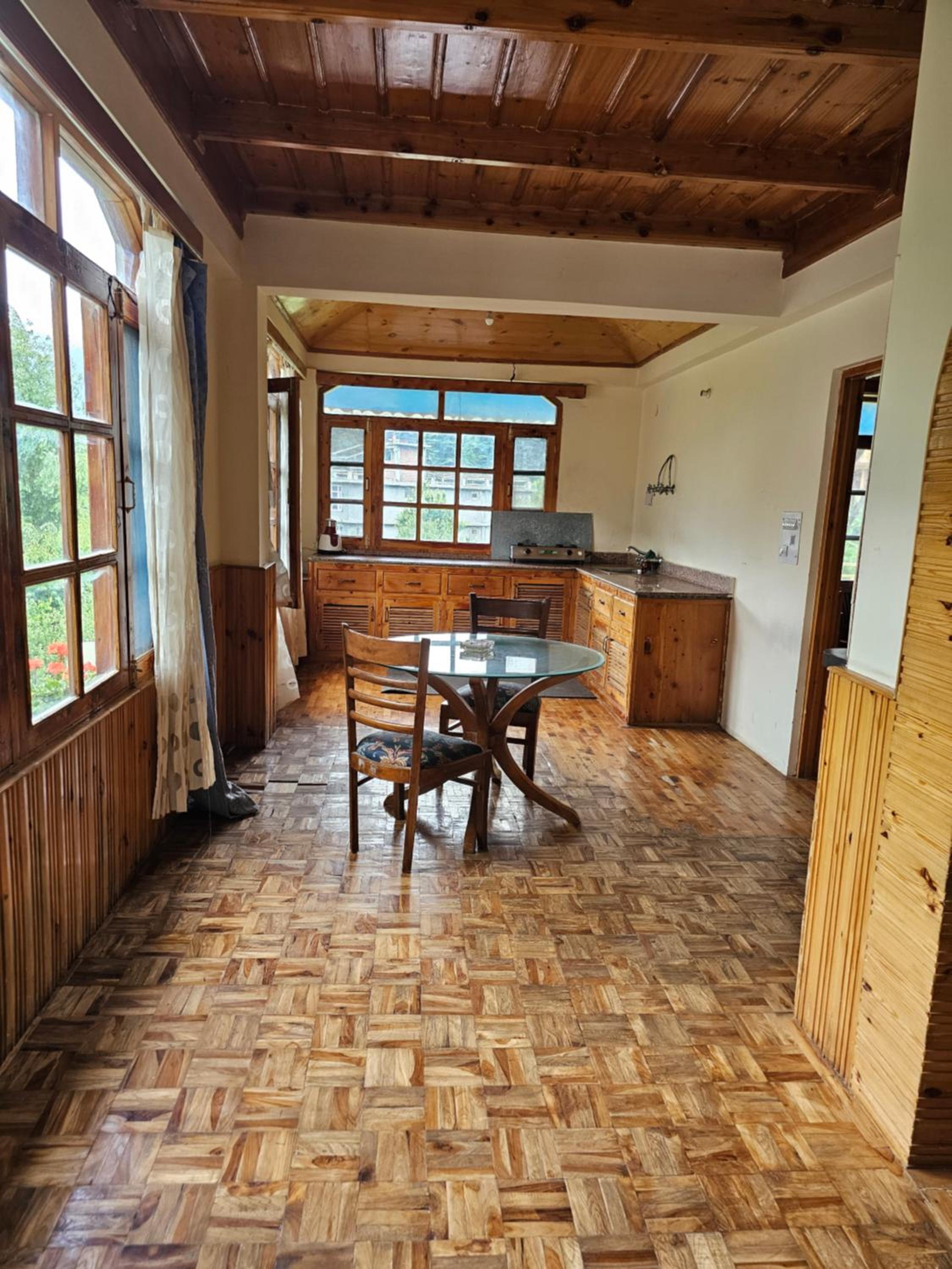 Two-Bedroom Suite - Photo 9