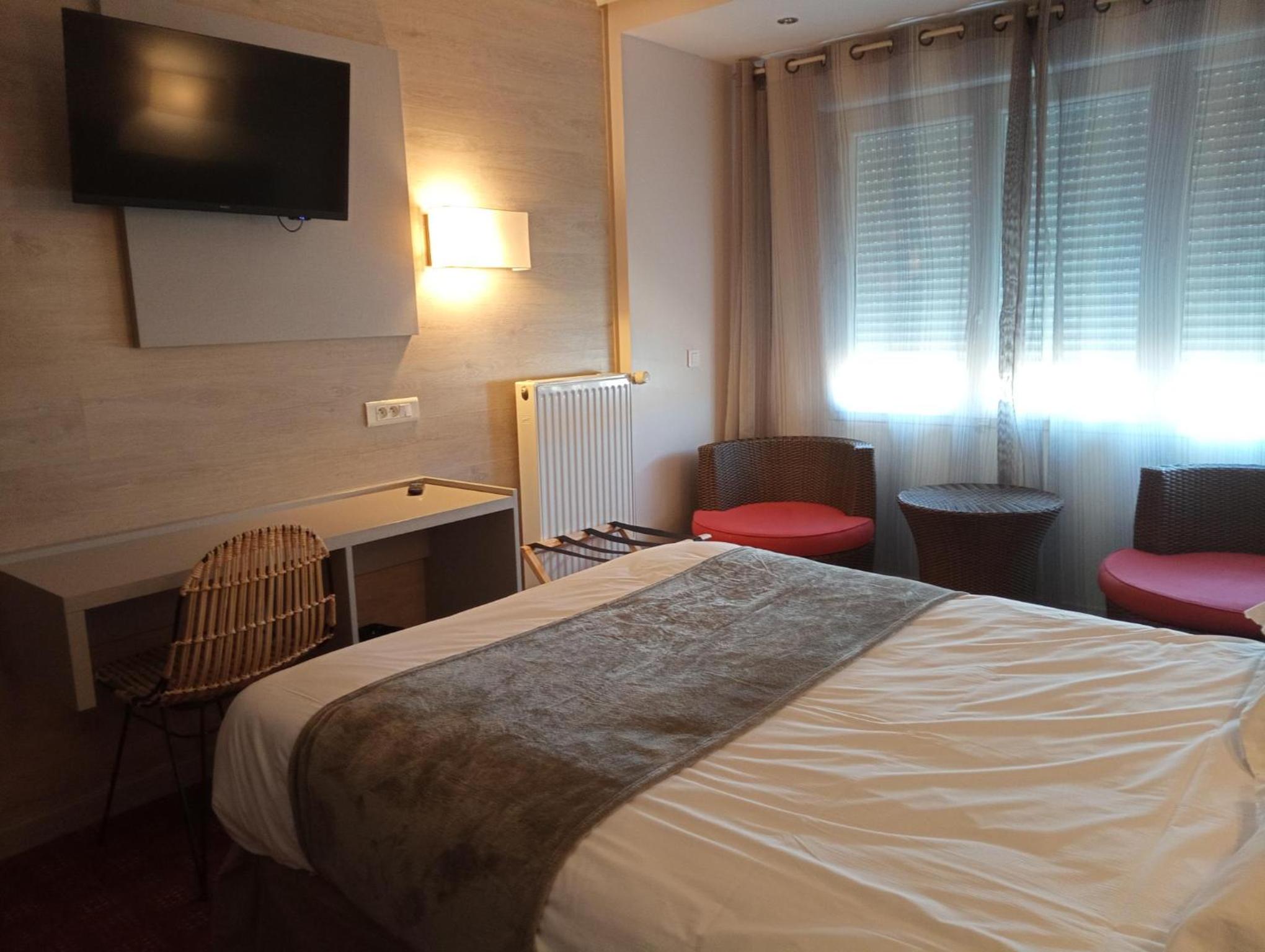 Double Room with Village View - Photo 2