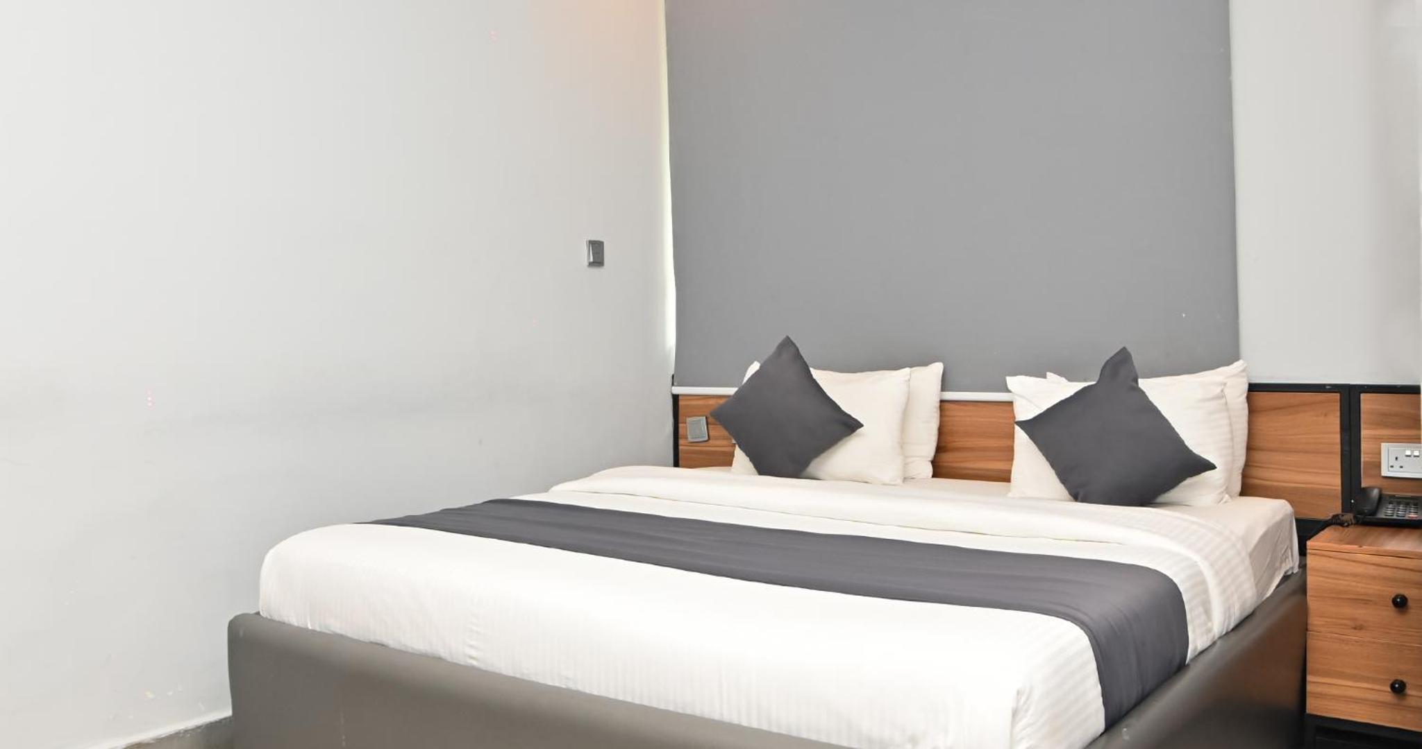 Standard Double Room "Level"