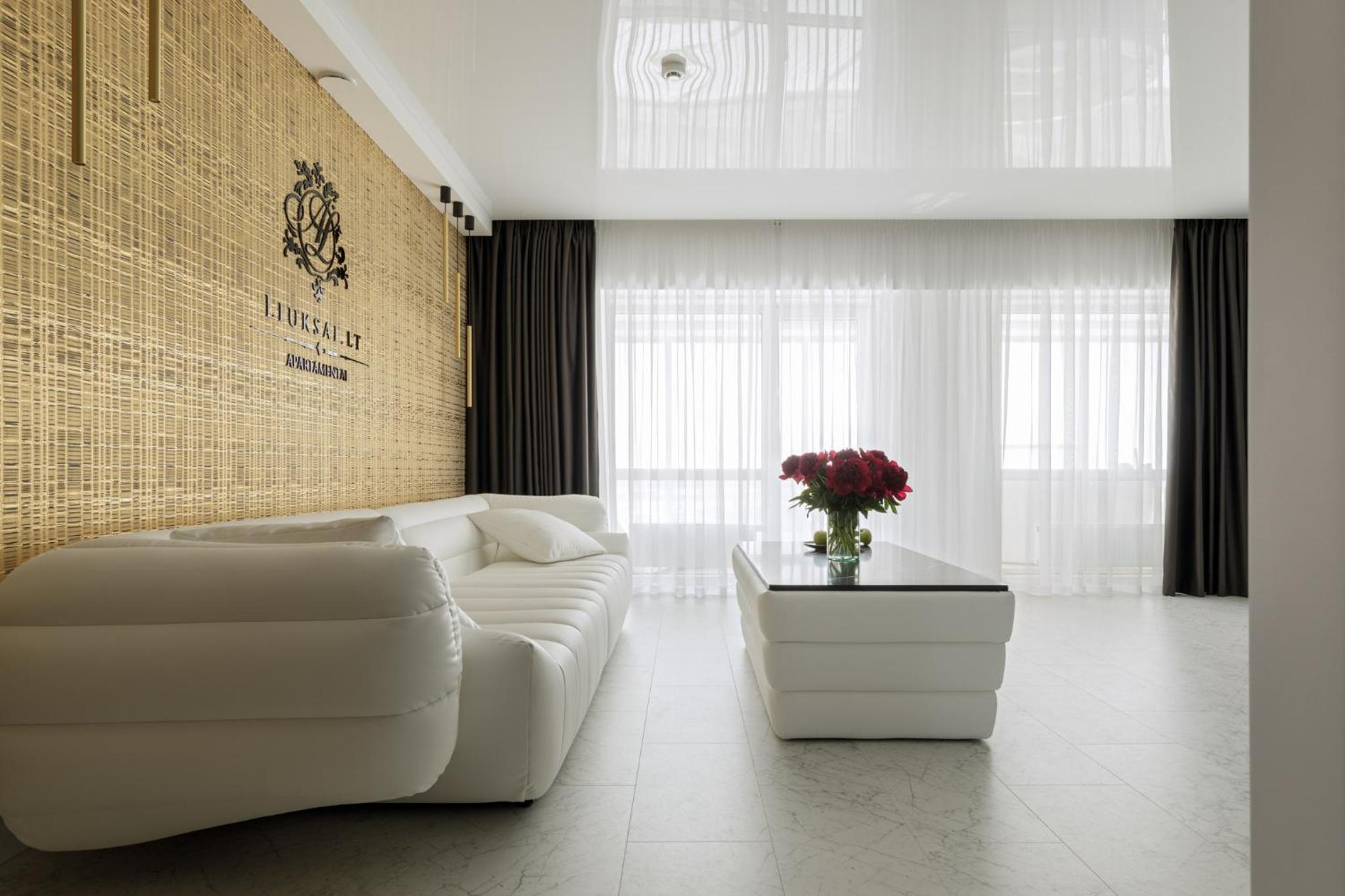 One-Bedroom Apartment - Photo 23