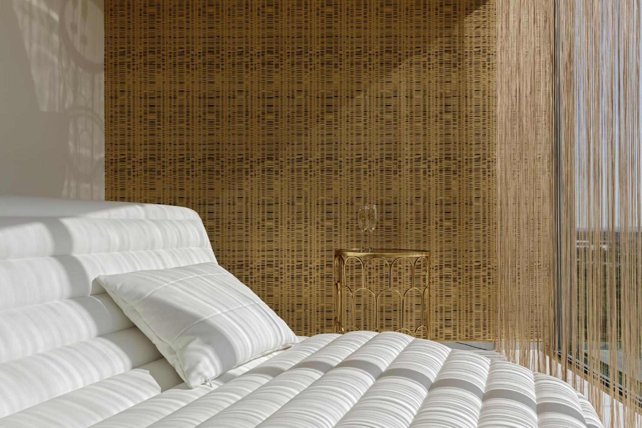 One-Bedroom Apartment - Photo 26