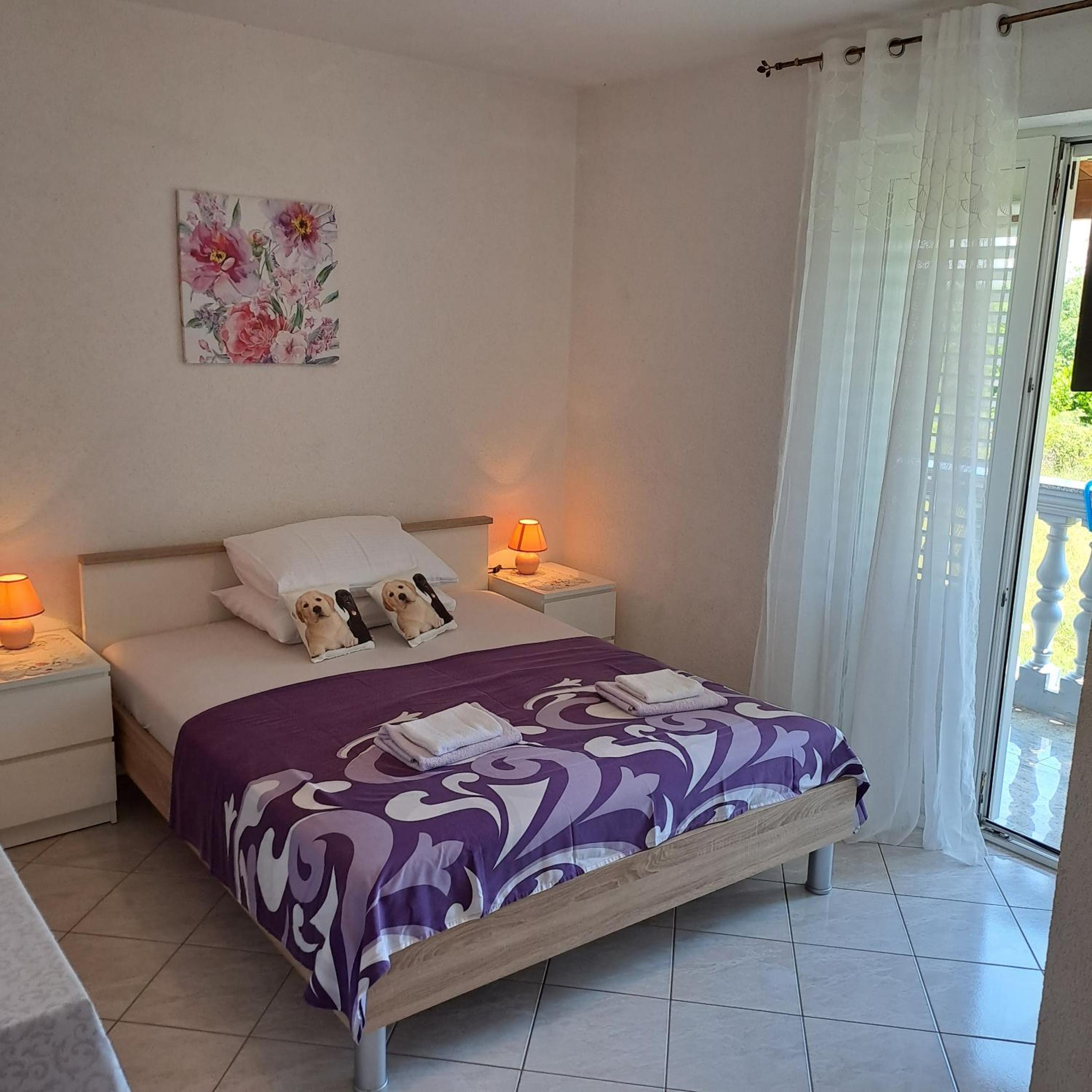 Studio with Balcony - Photo 39