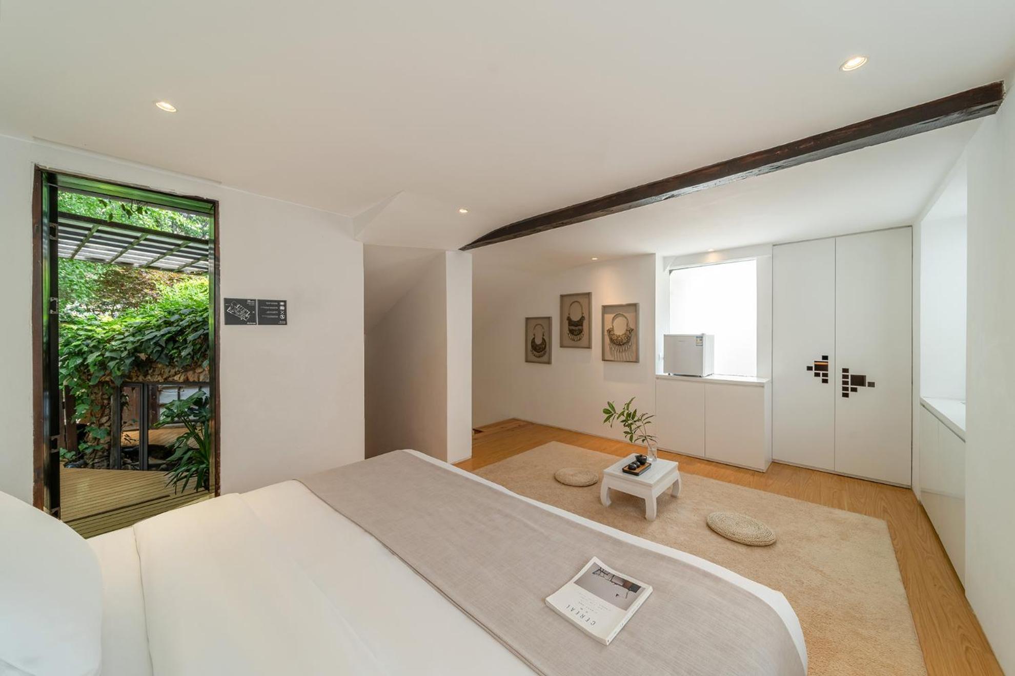 Farm Yard Junior Suite