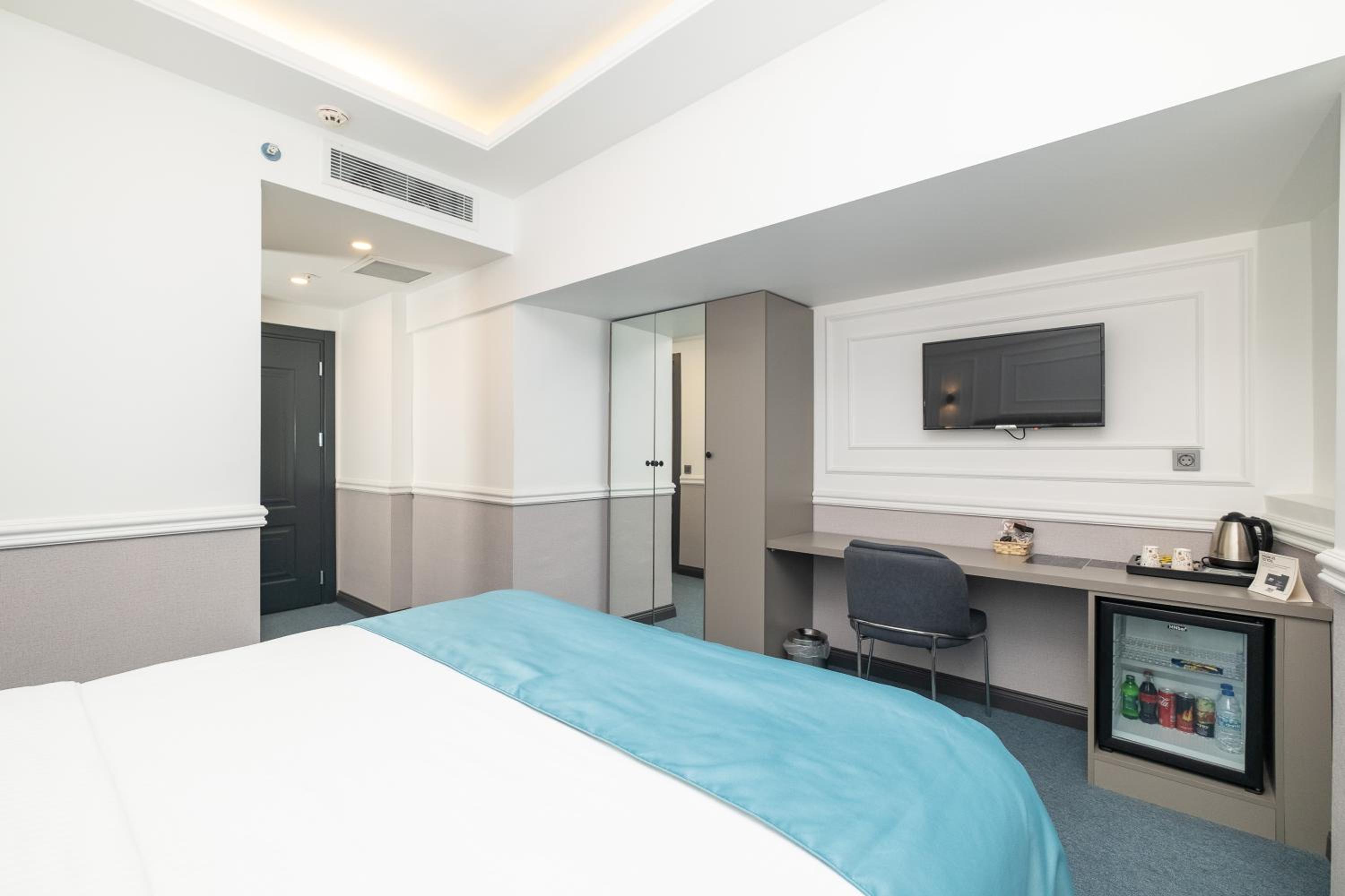 Deluxe Double Room photo 3