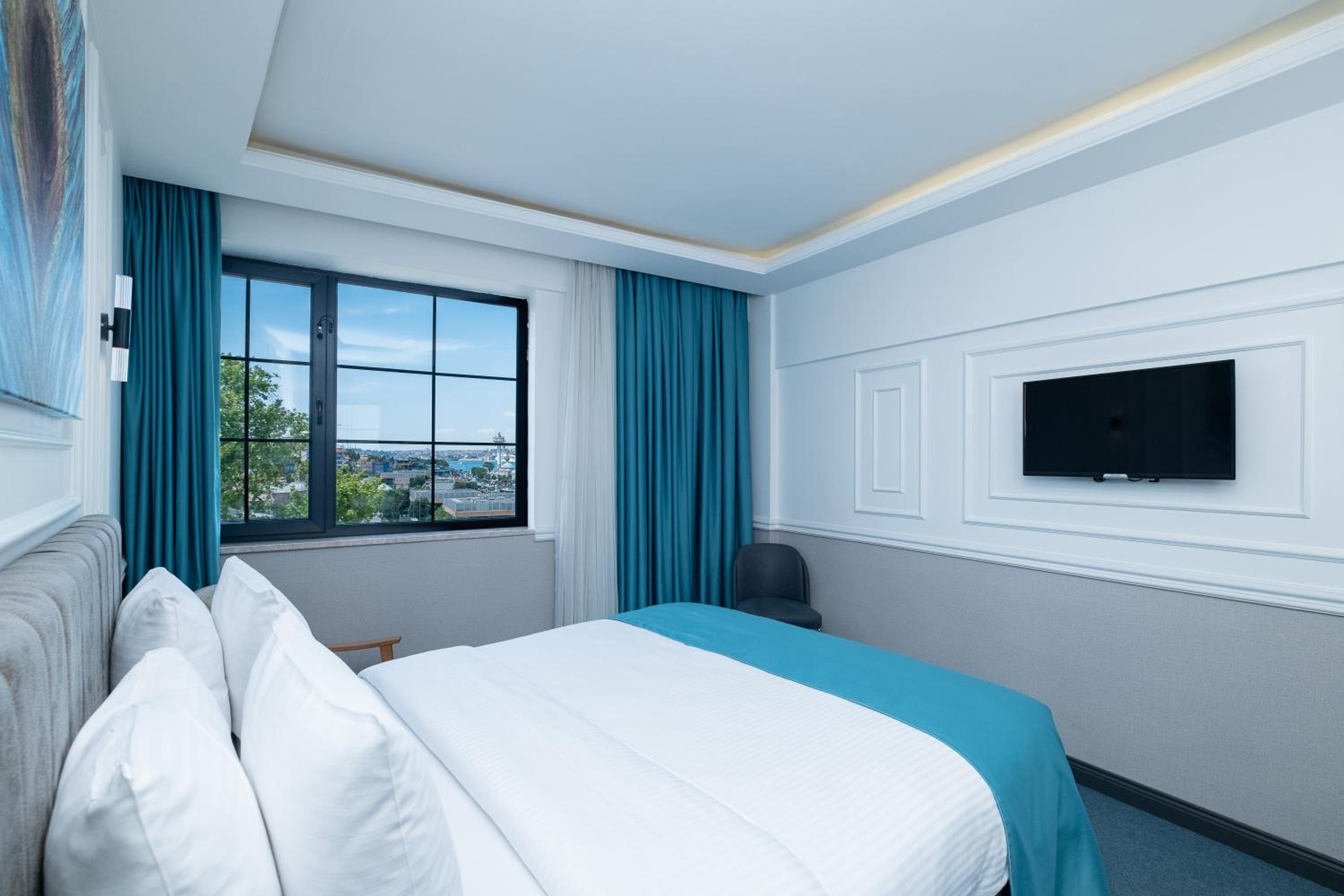 Deluxe Double Room With Sea View photo 1