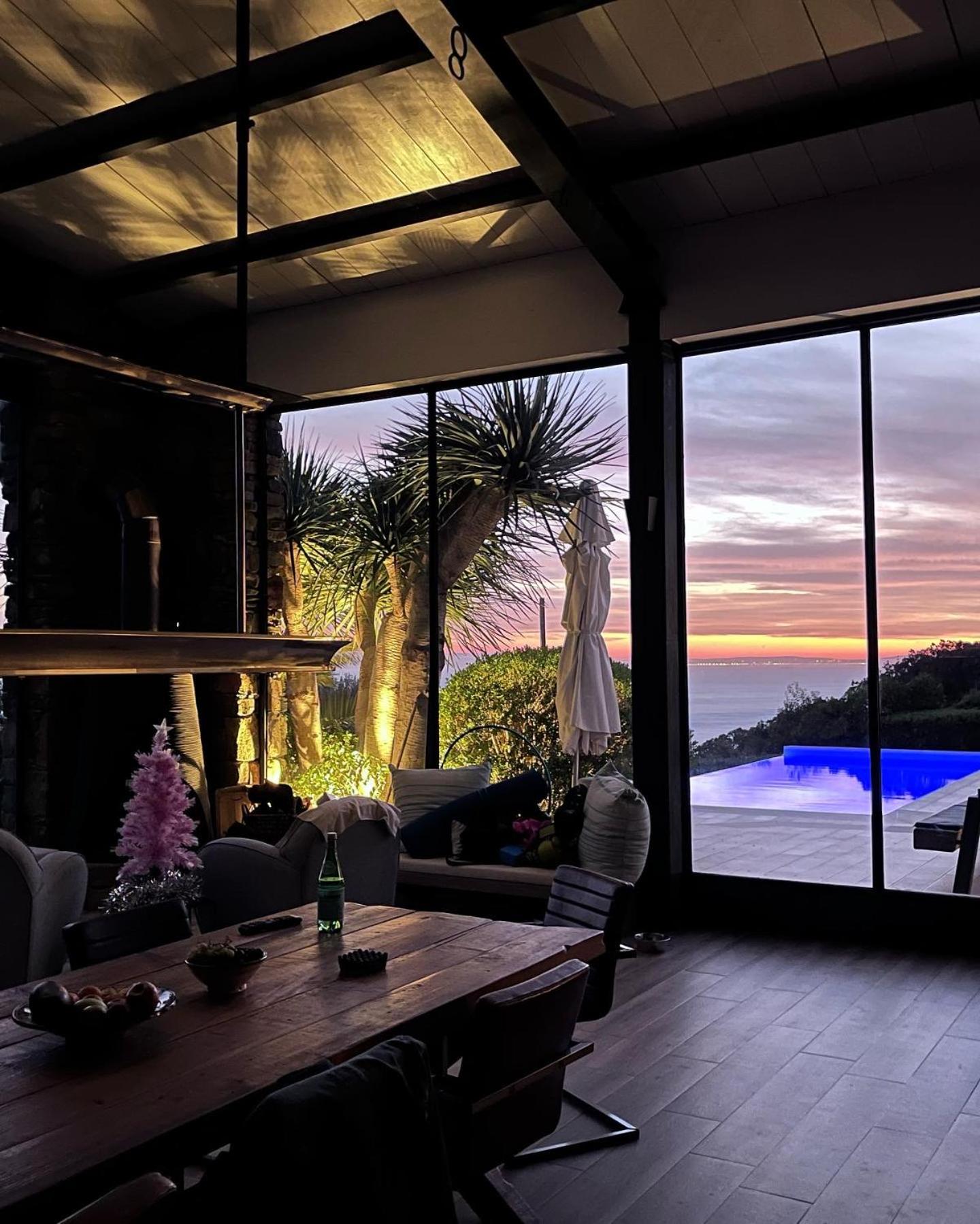 Villa photo 3