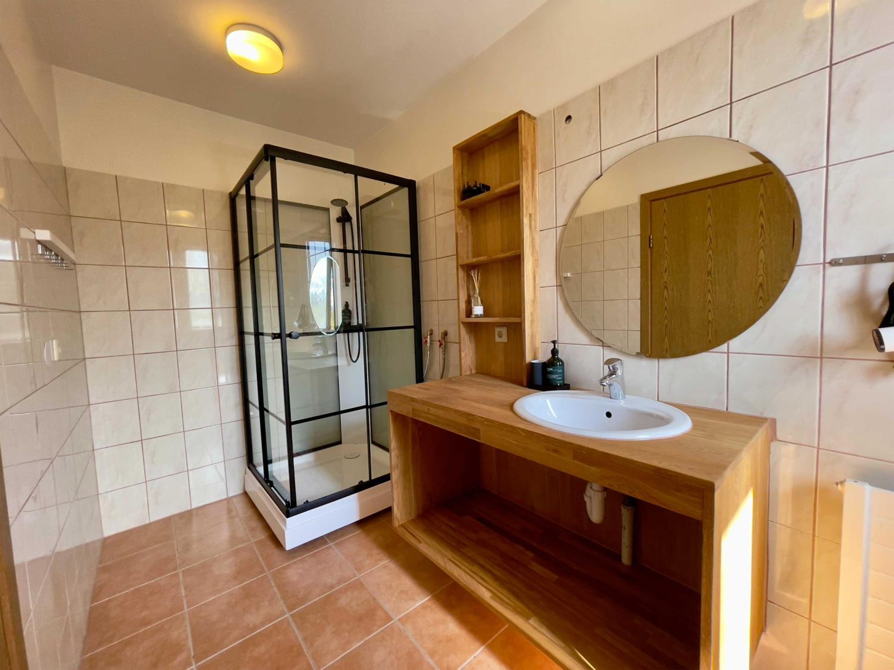 Two-Bedroom Apartment - Photo 8