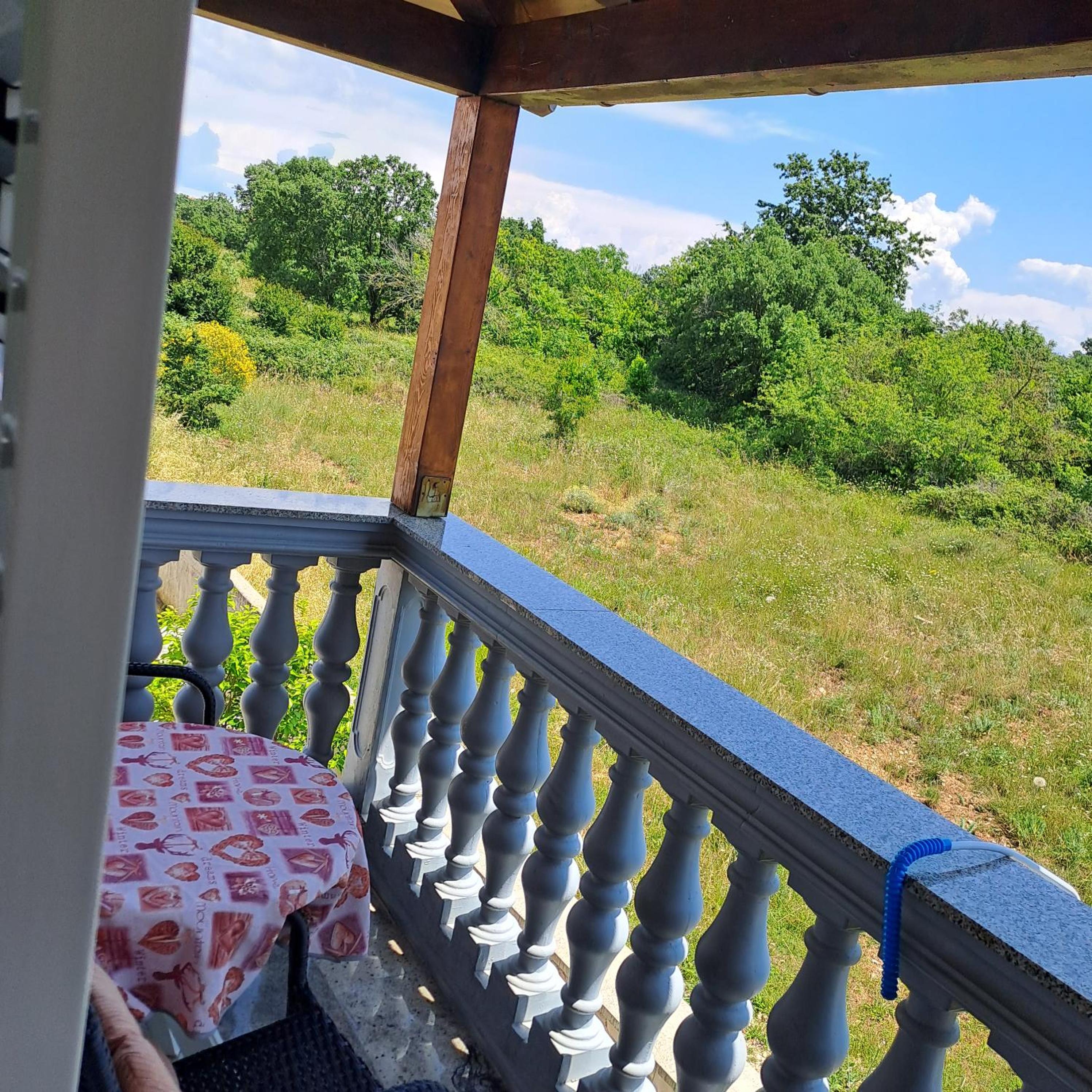 Studio with Balcony - Photo 12