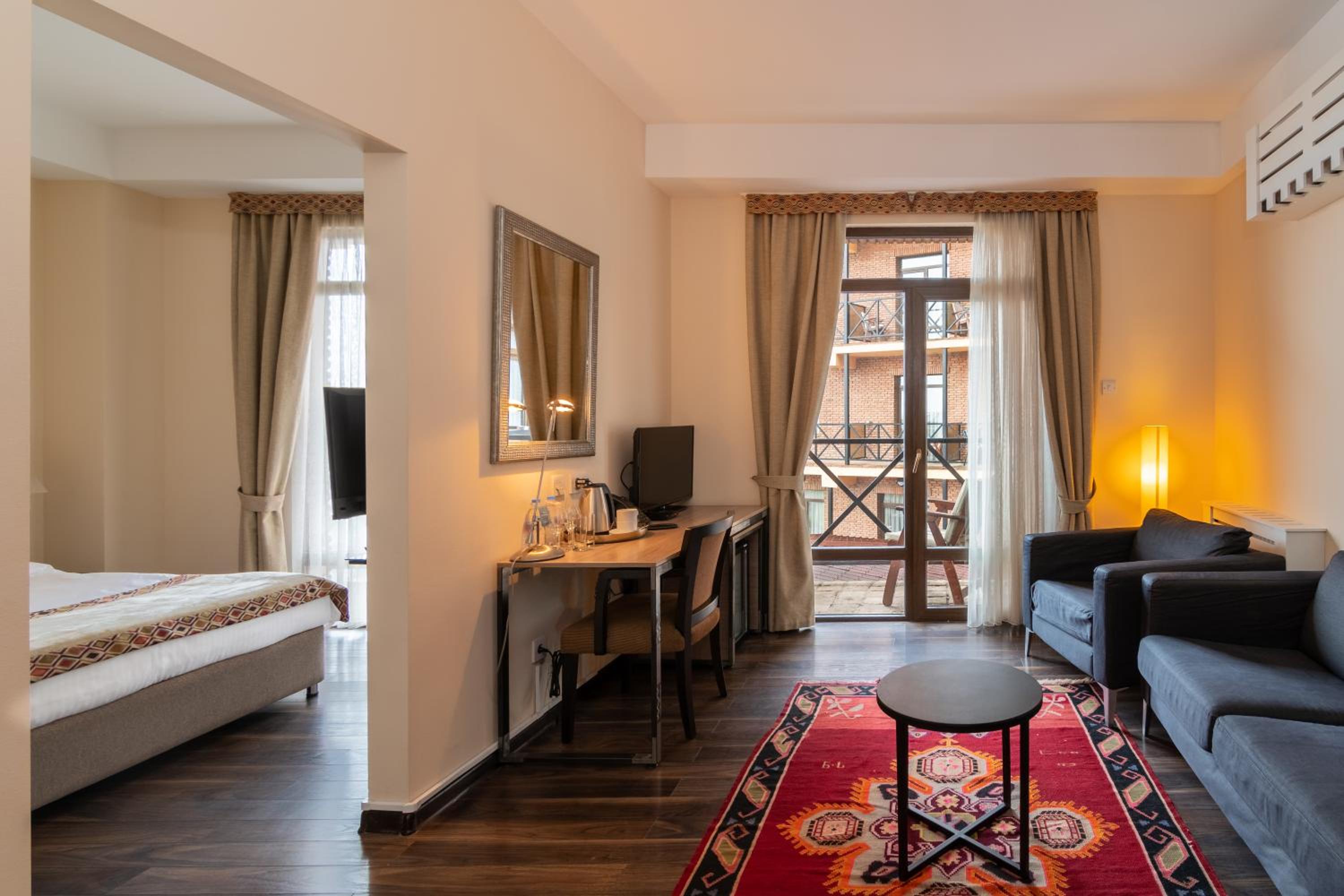 Junior Suite - Photo 1
