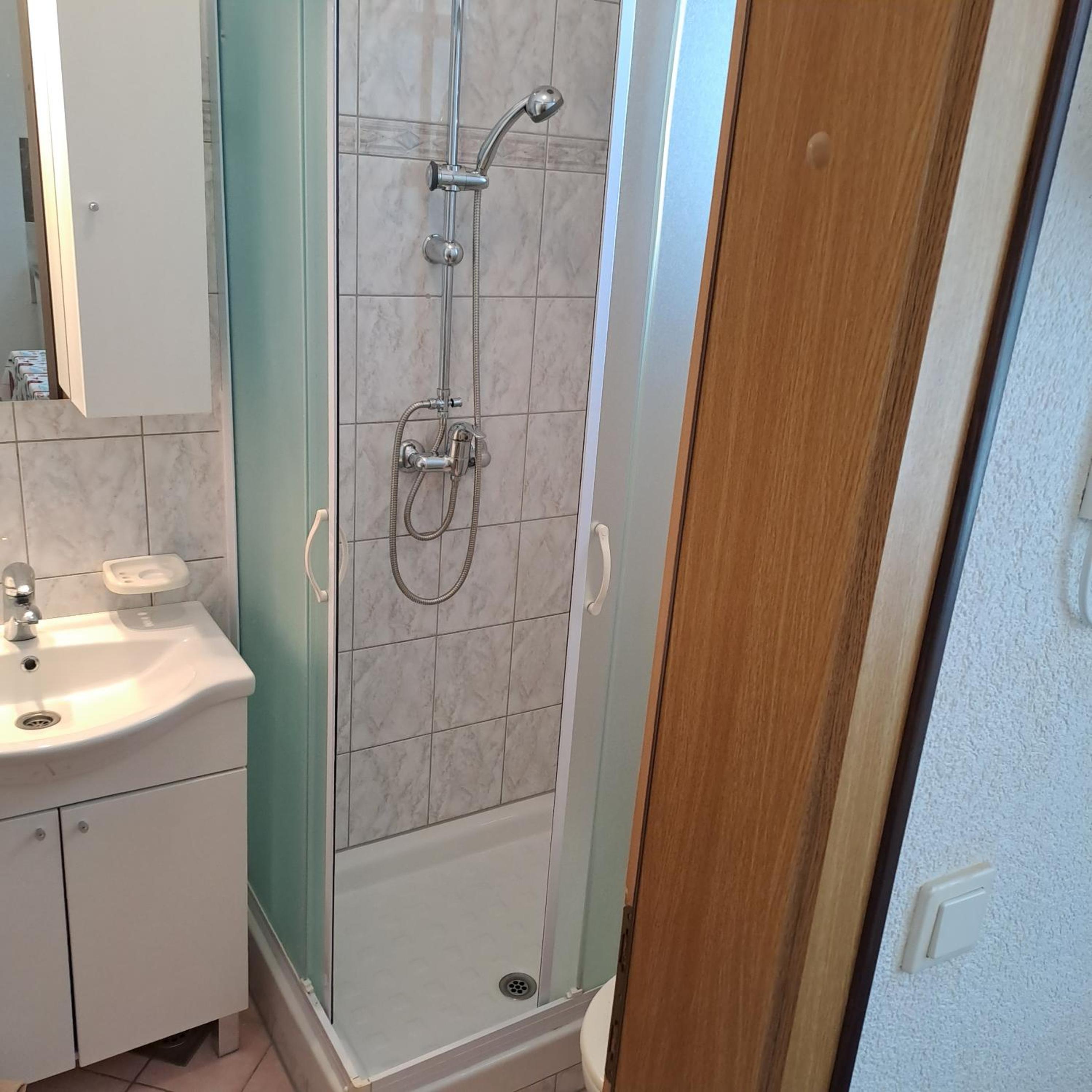 Double Room - Photo 24
