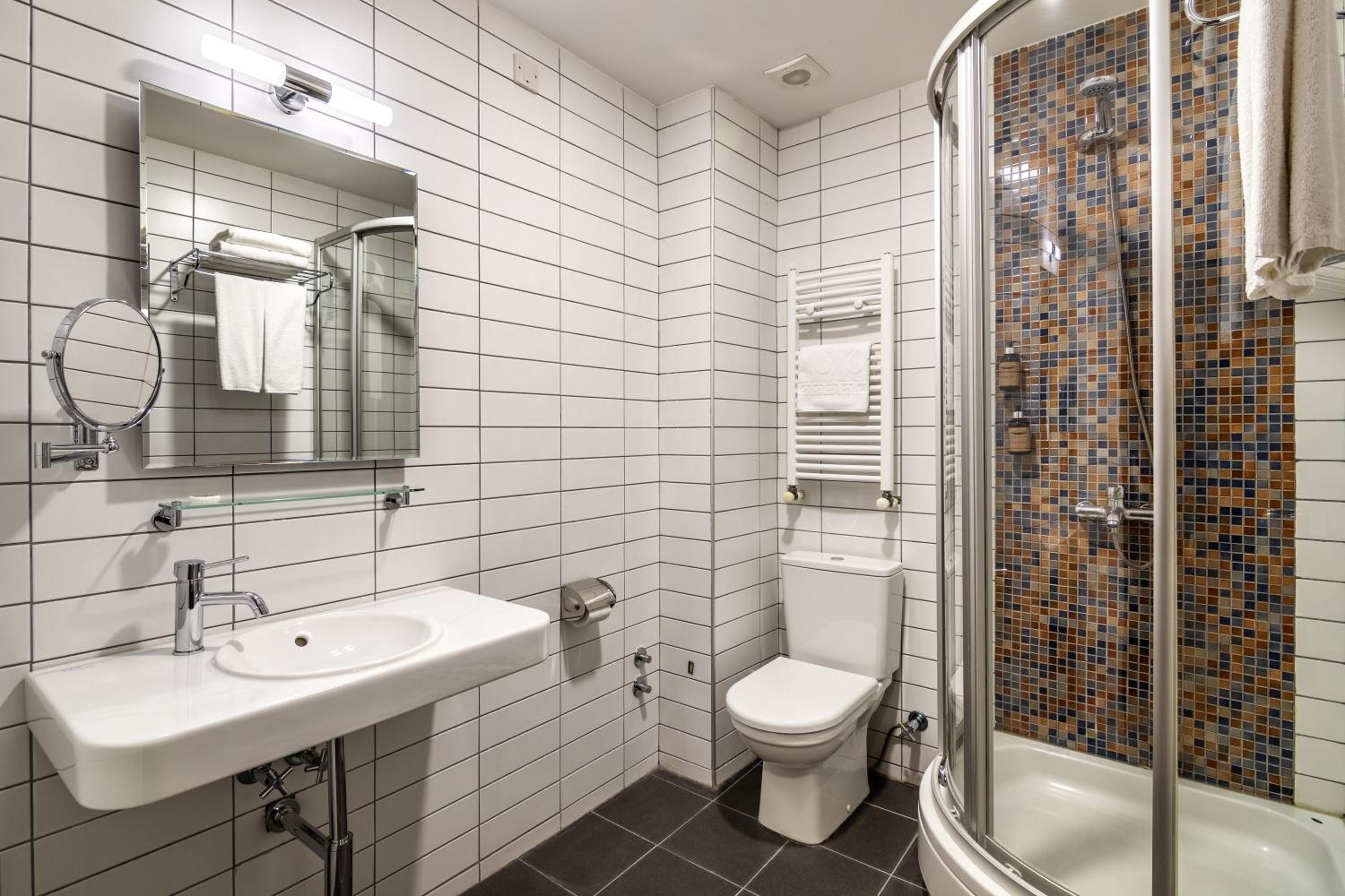 Junior Suite - Photo 6