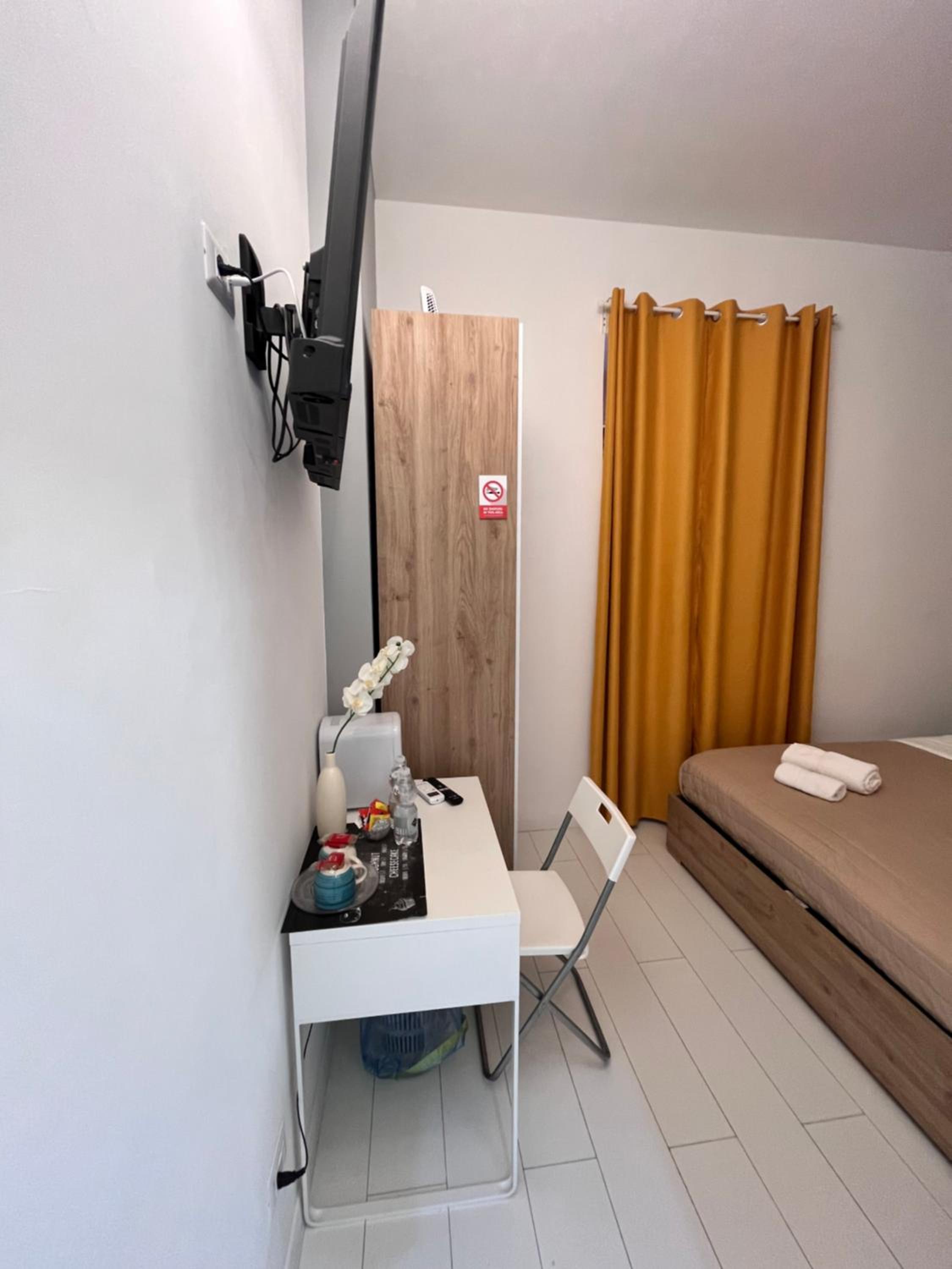 Double Room with Private Bathroom photo 2